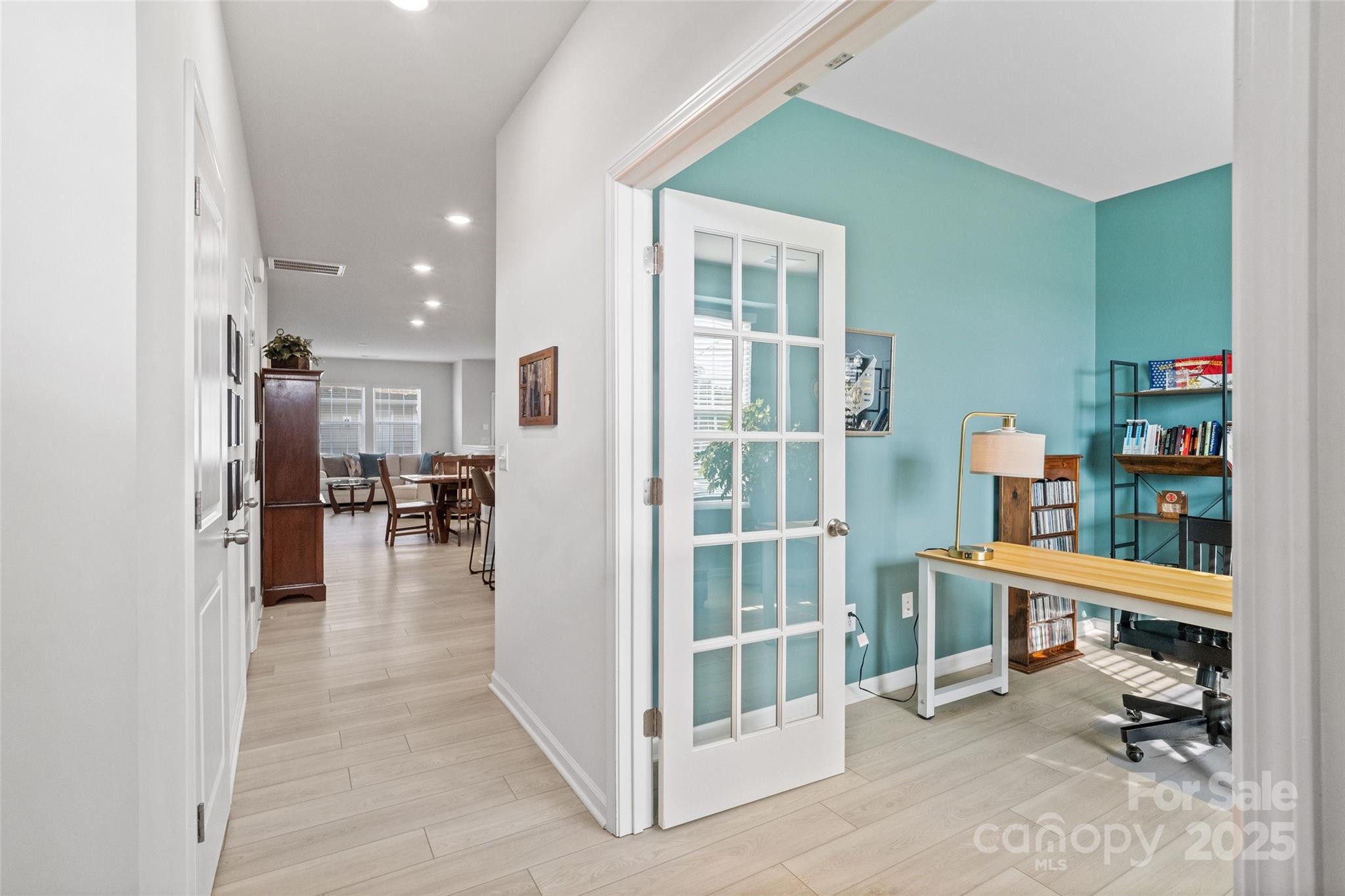 939 Cobbled Way