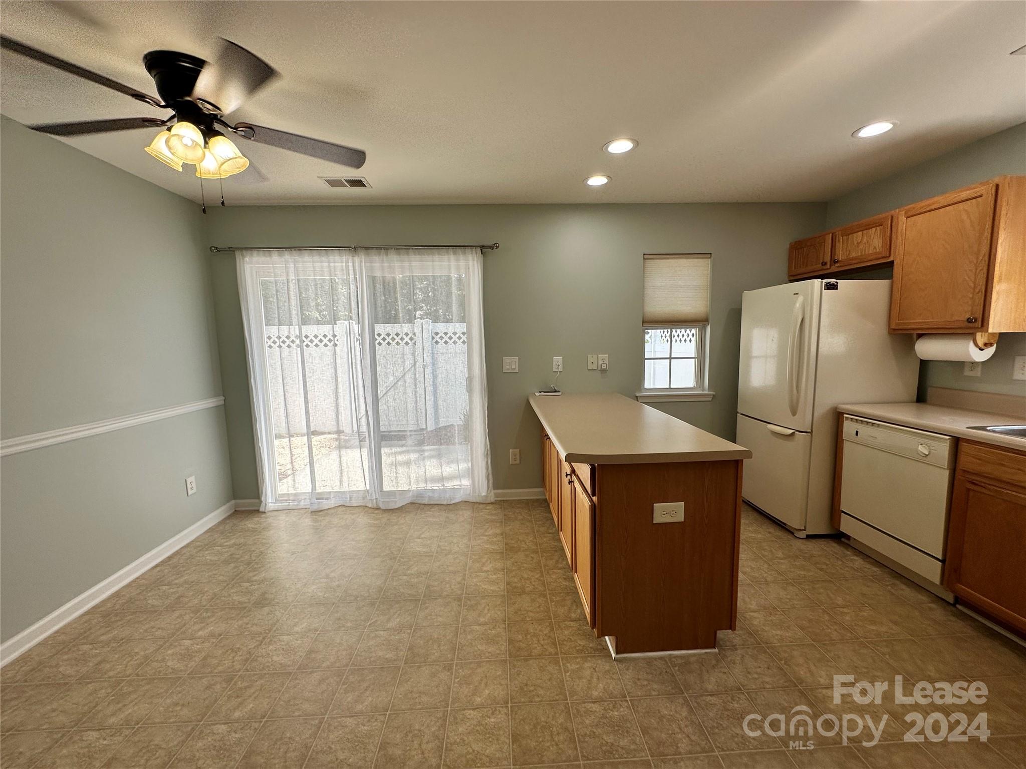 Lexington Commons - Residential Lease