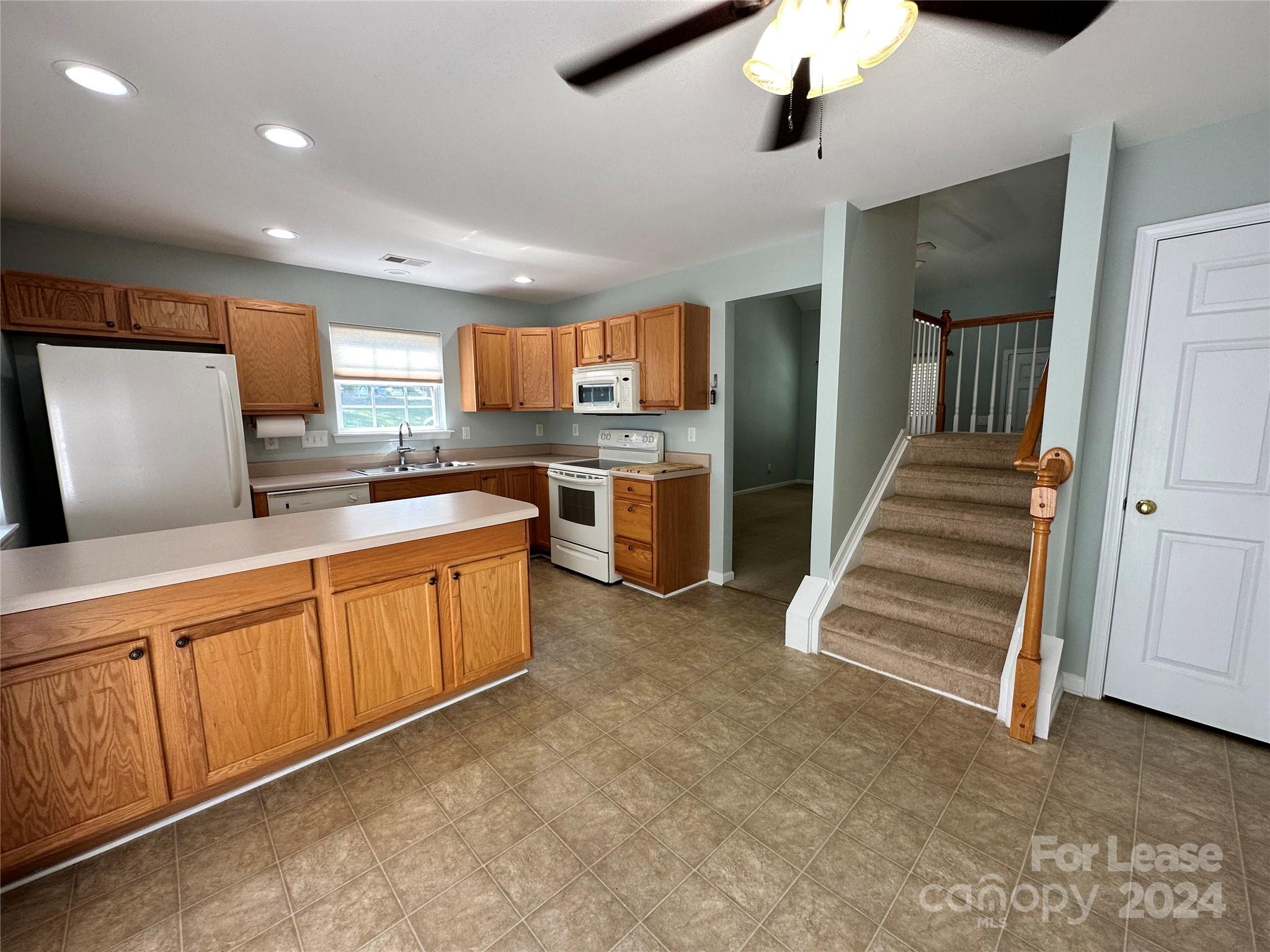 Lexington Commons - Residential Lease