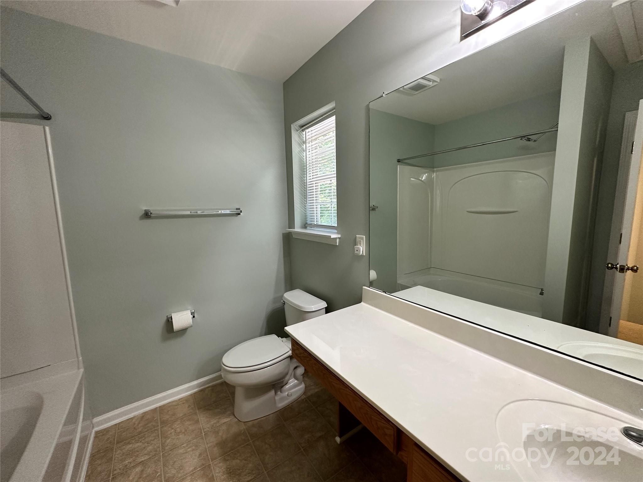 Lexington Commons - Residential Lease