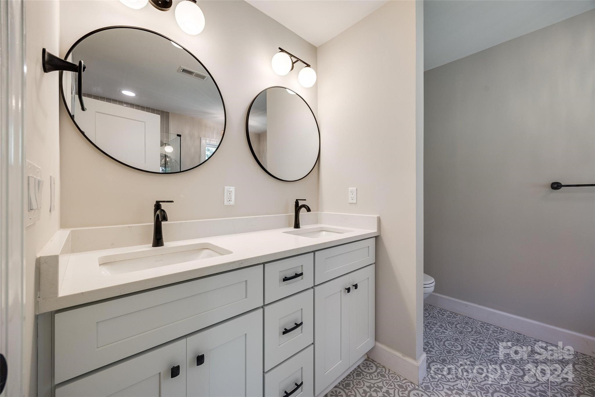 Oak Dale Acres - Residential