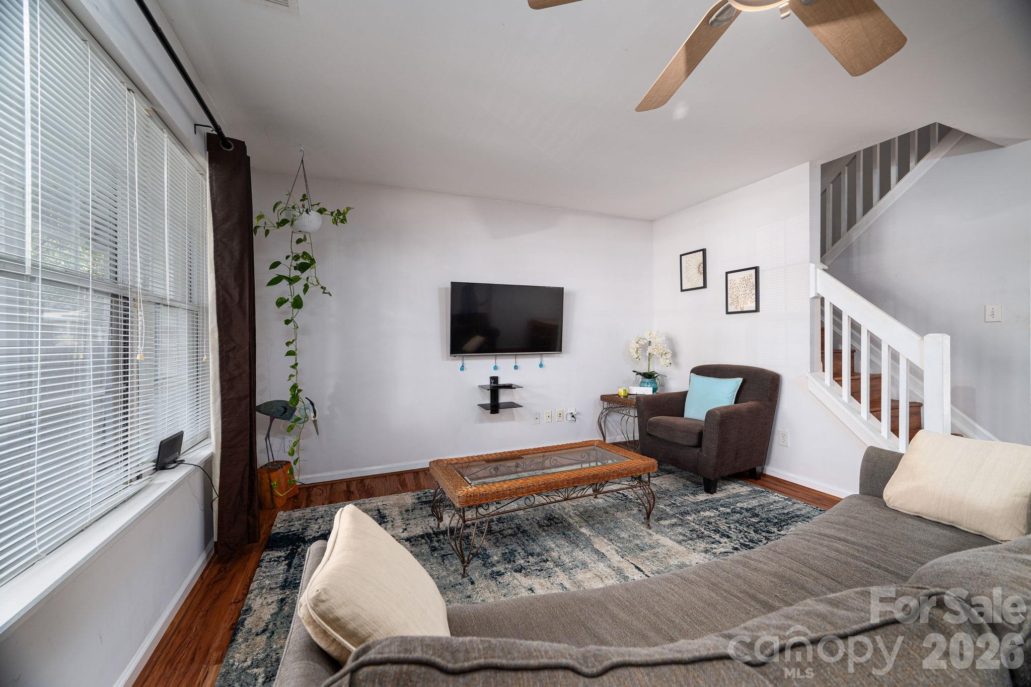 3250 Summercroft Loop