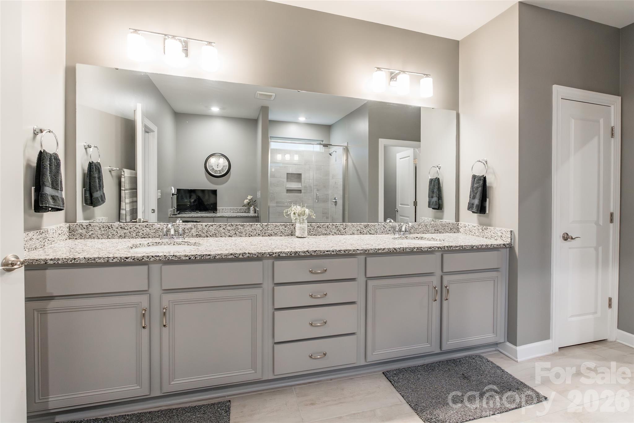 The Meridians - Residential