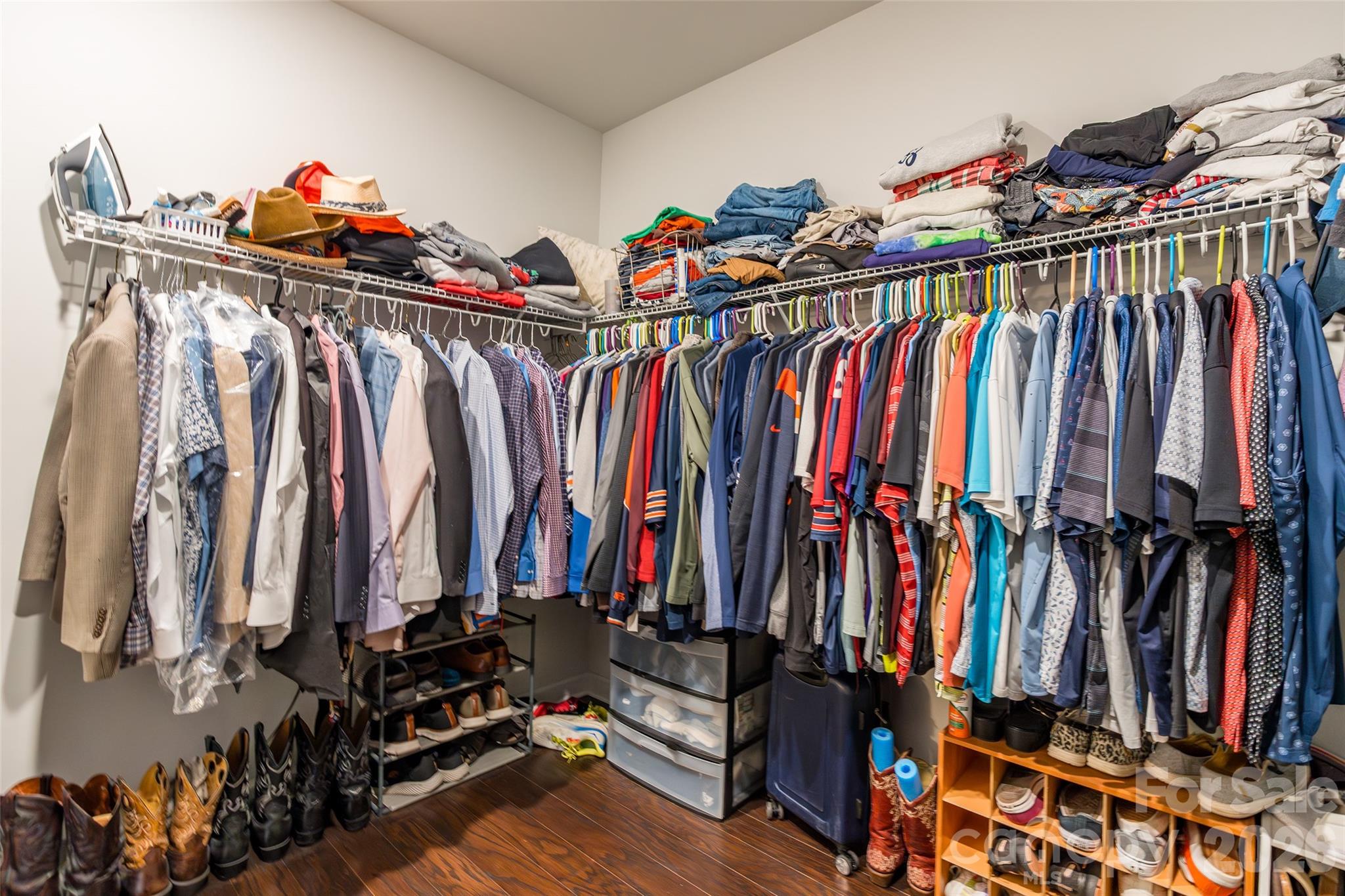 The Meridians - Residential