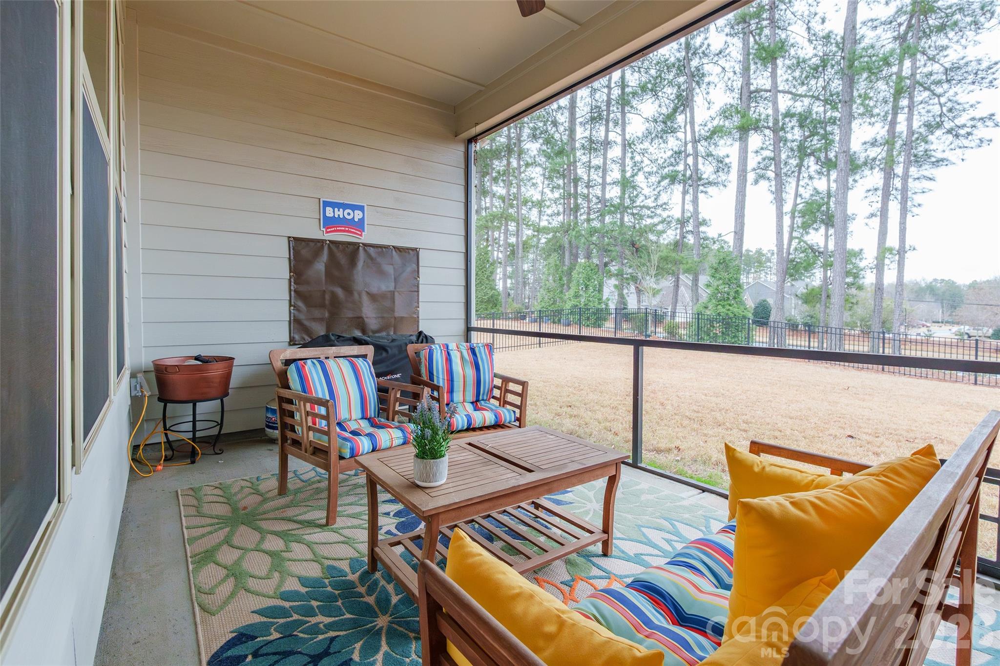 The Meridians - Residential