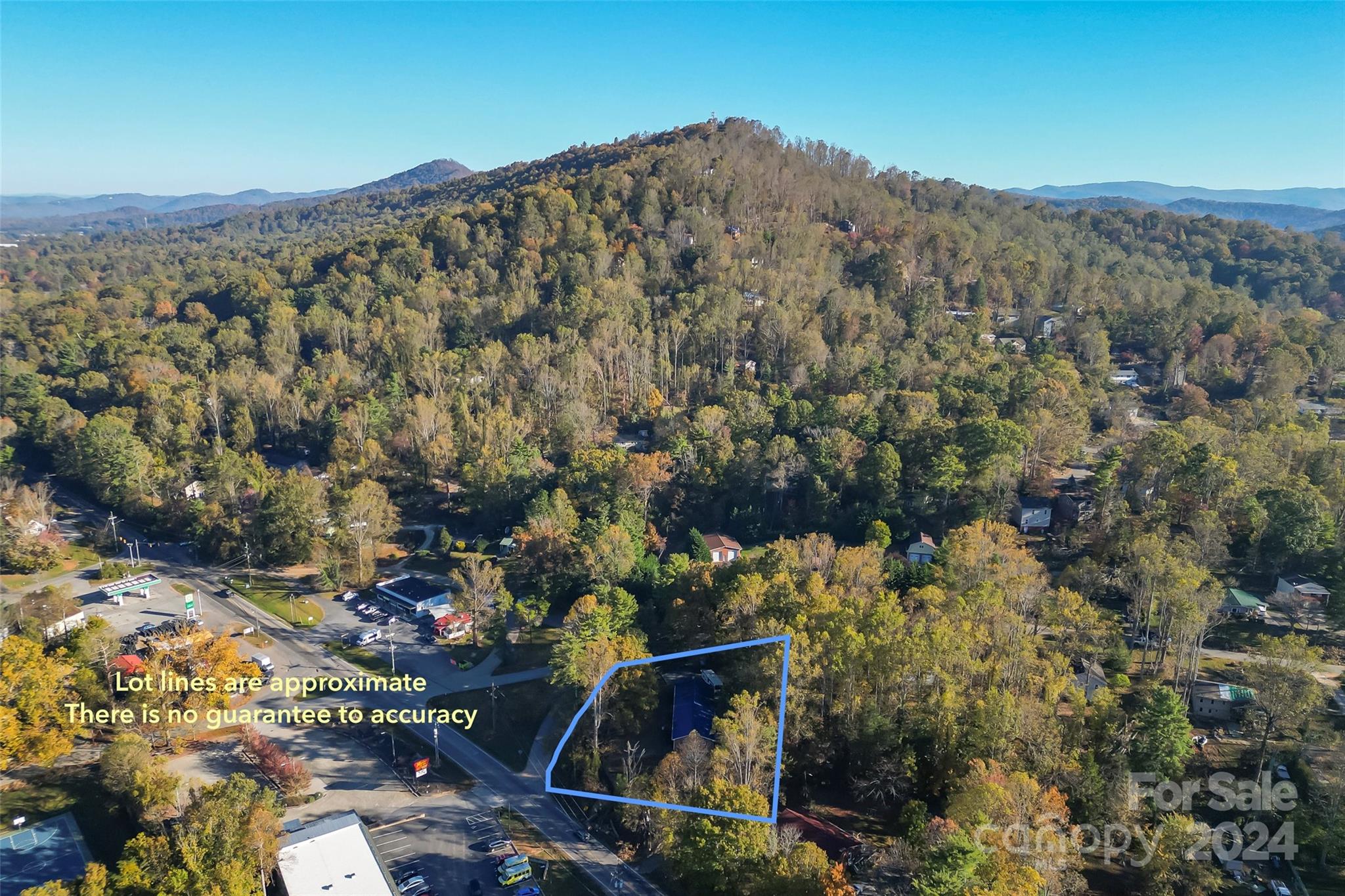 Royal Pines - Residential