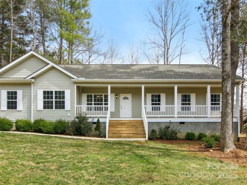 14 Fox Run Drive Fairview NC 28730