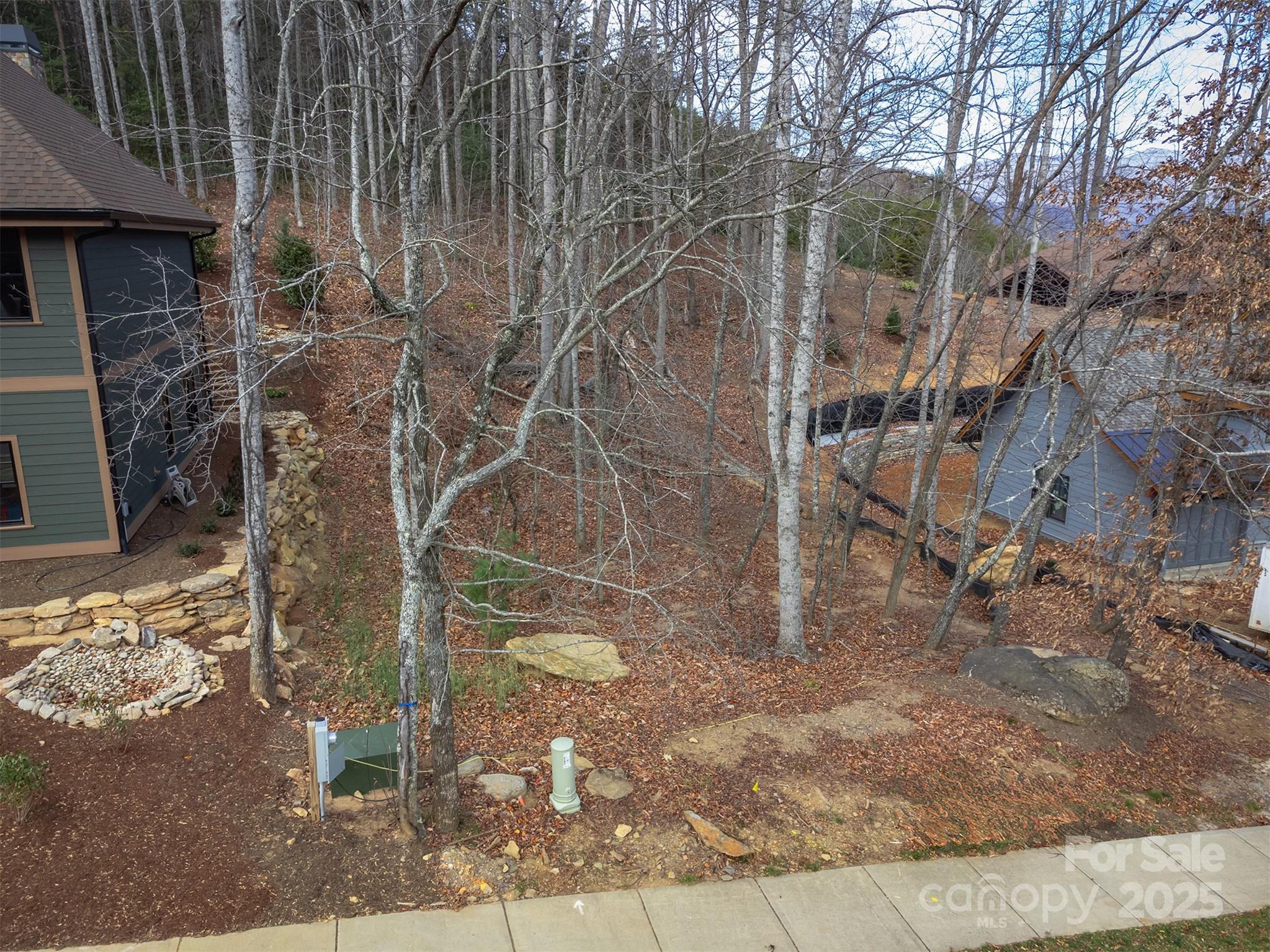 The Settings Of Black Mountain - Land