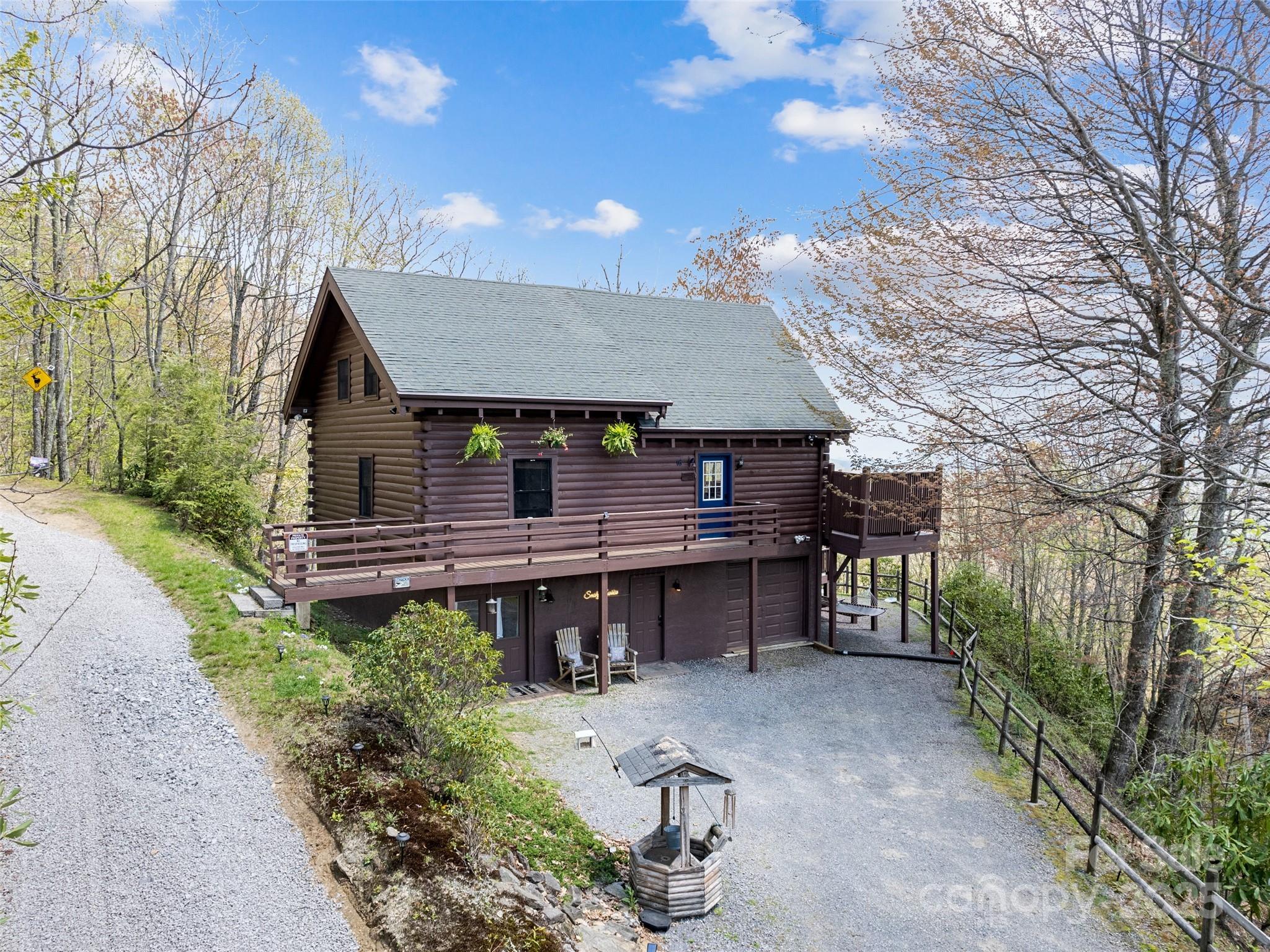 16 Sutton Knob Road