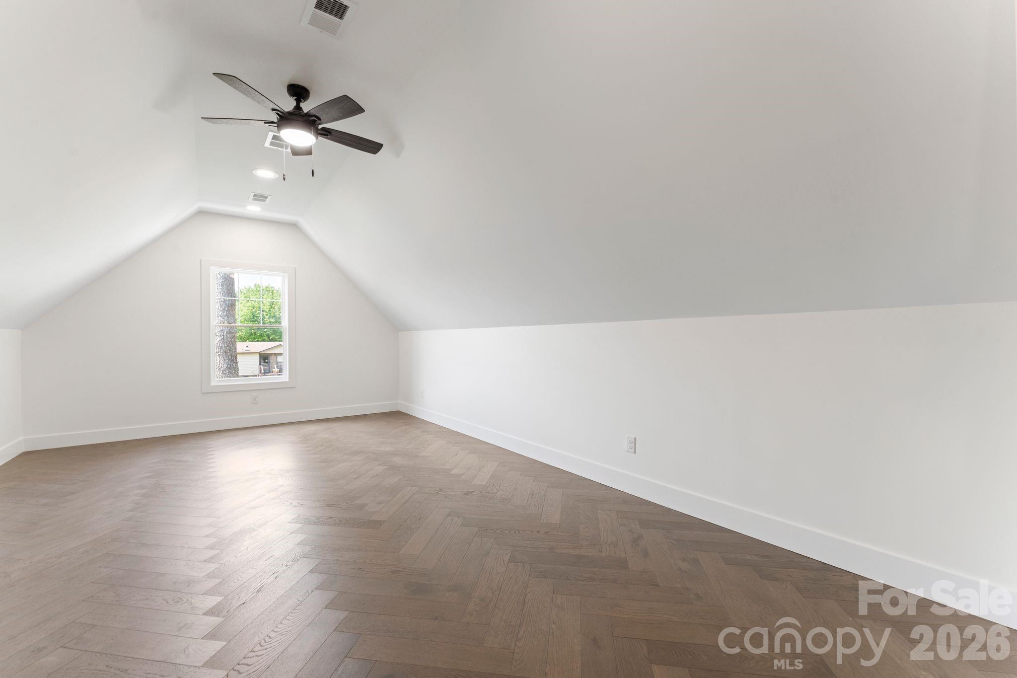 Applewood - Residential