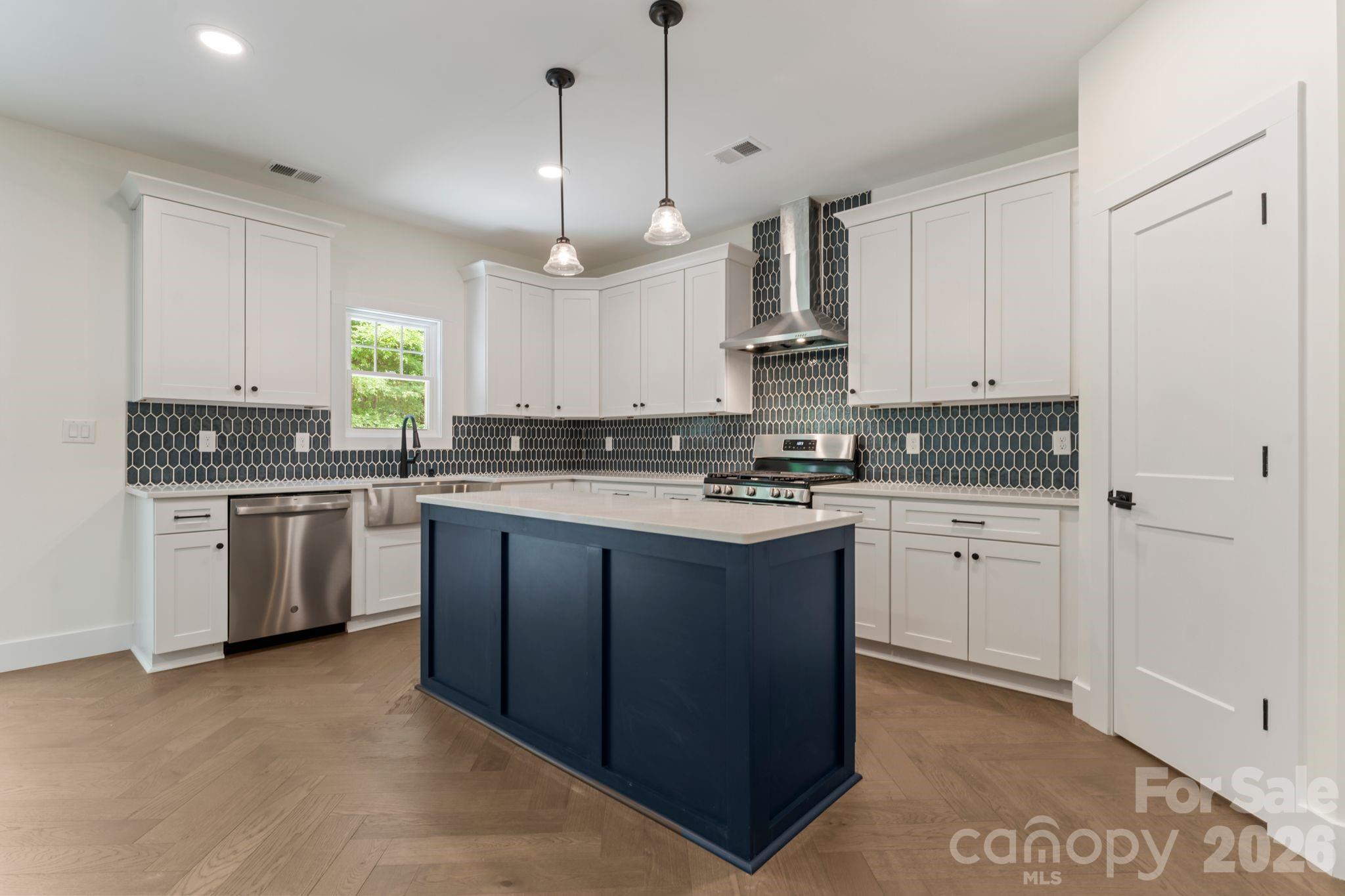 Applewood - Residential