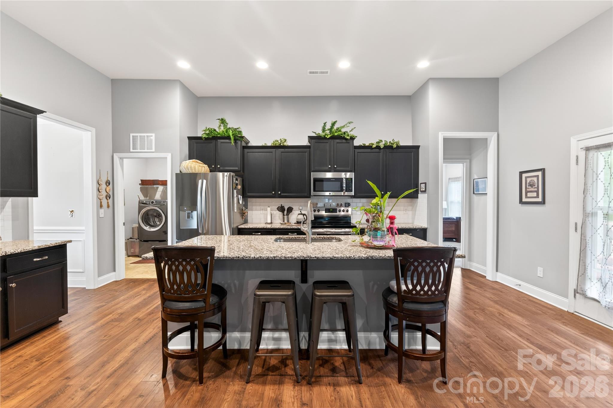 Locust Valley - Residential