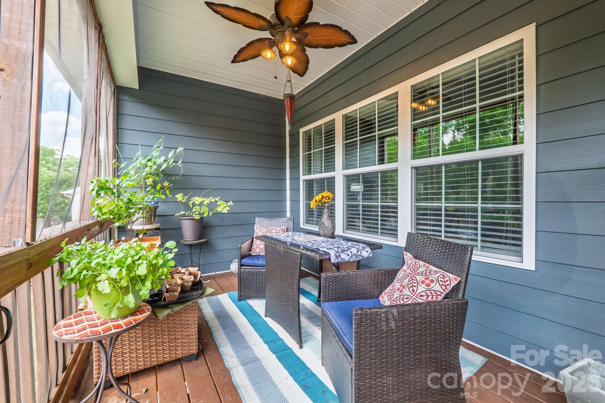 Locust Valley - Residential