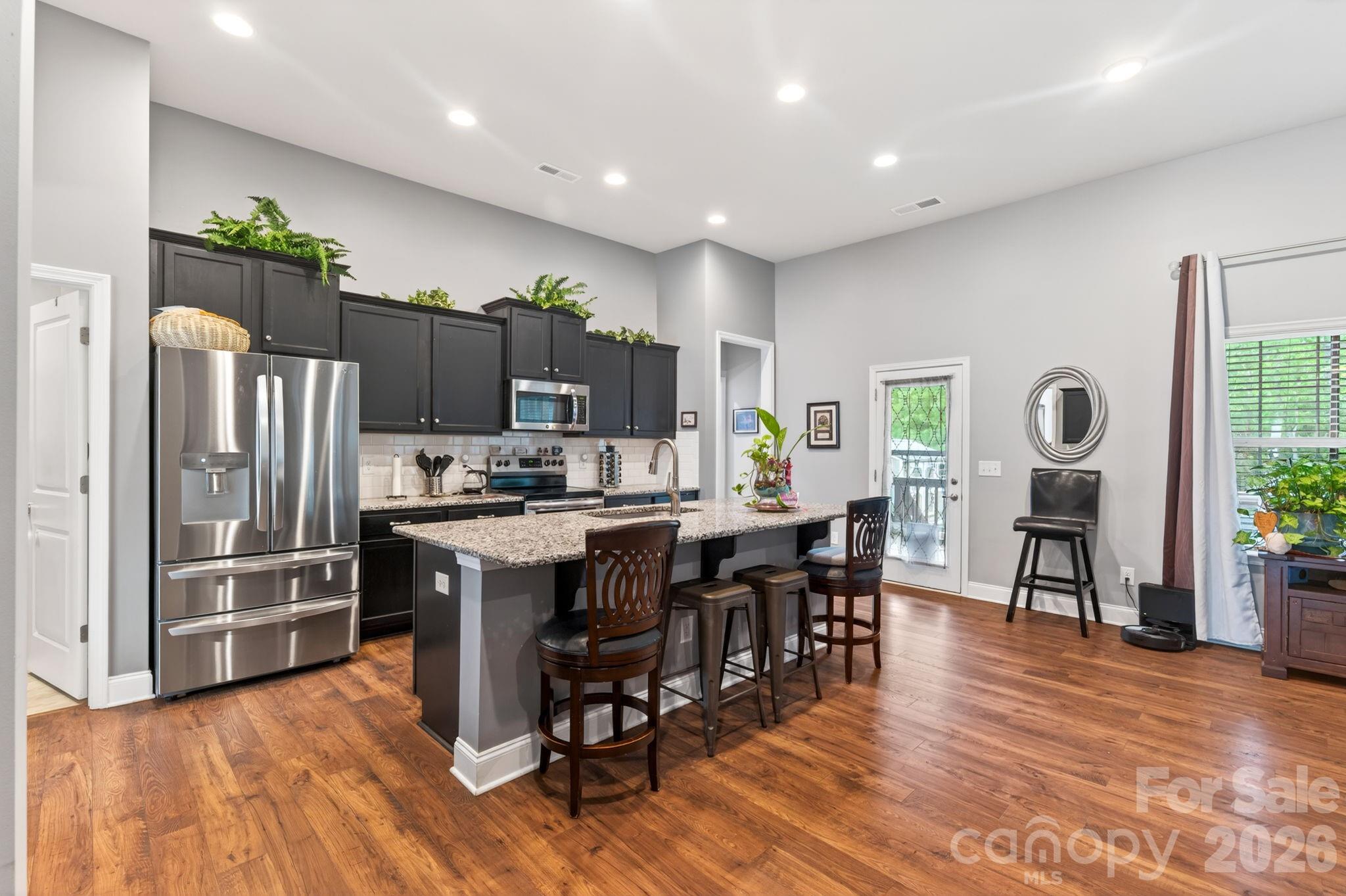 Locust Valley - Residential