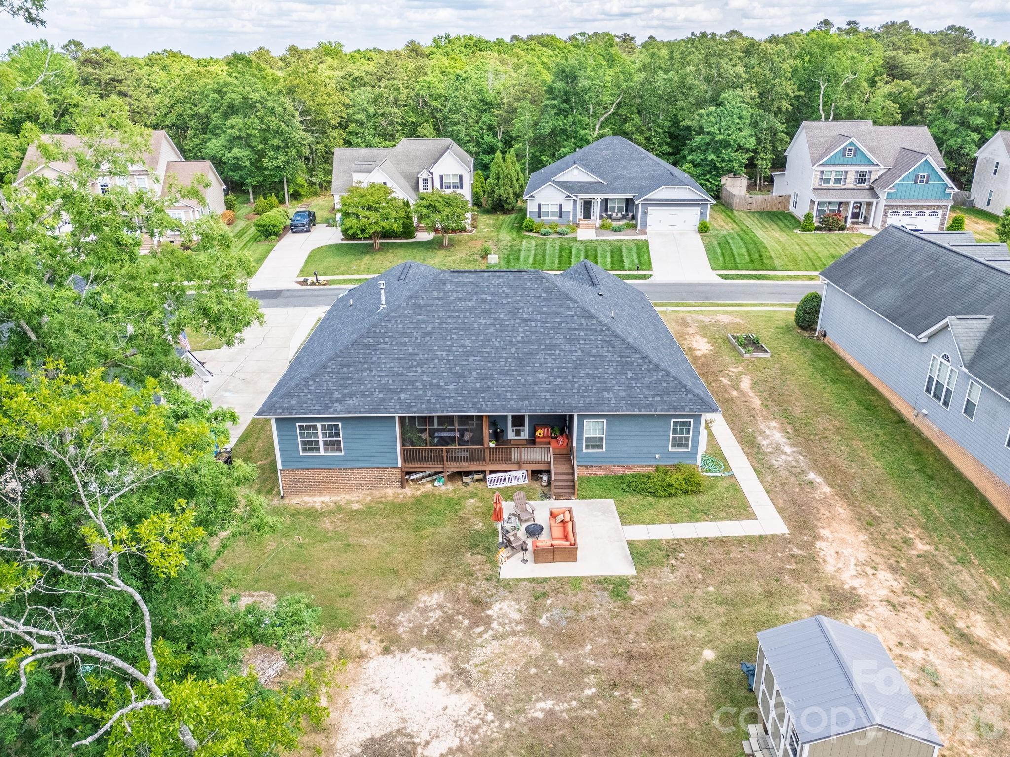 Locust Valley - Residential