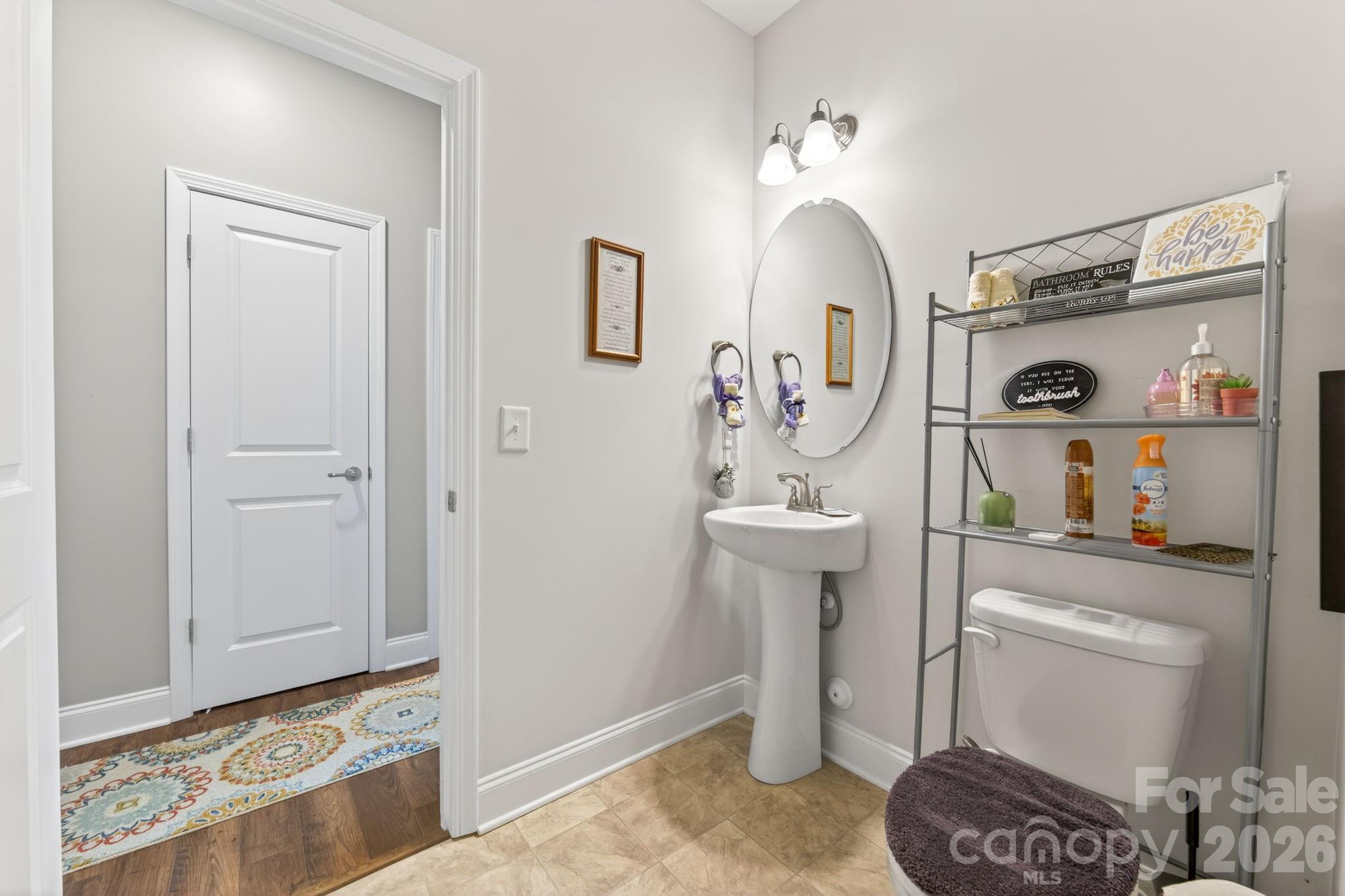 Locust Valley - Residential