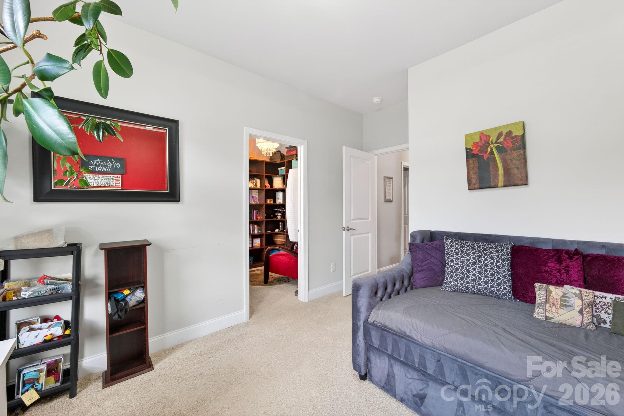 Locust Valley - Residential