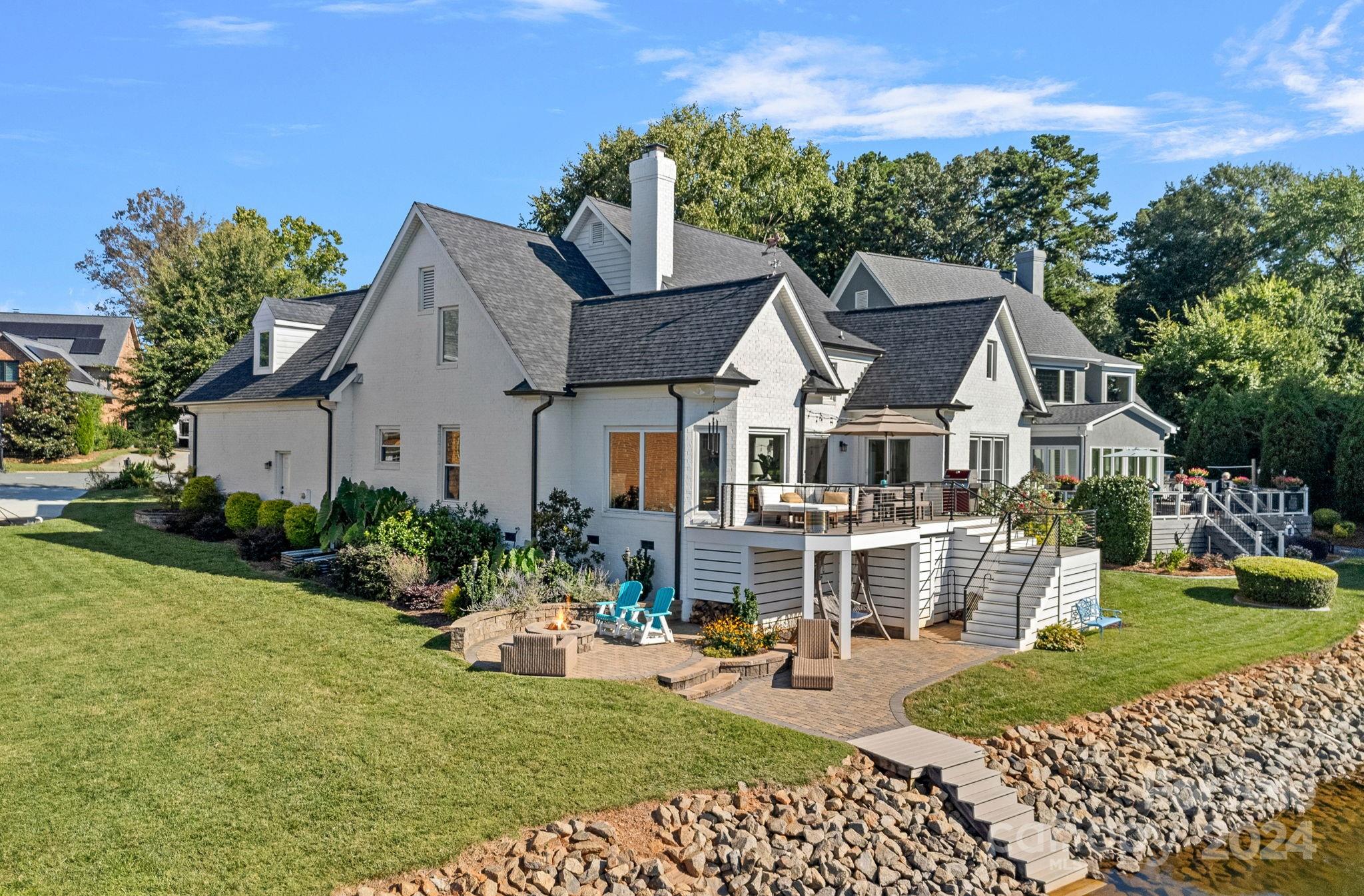 100 Norman Place - Residential