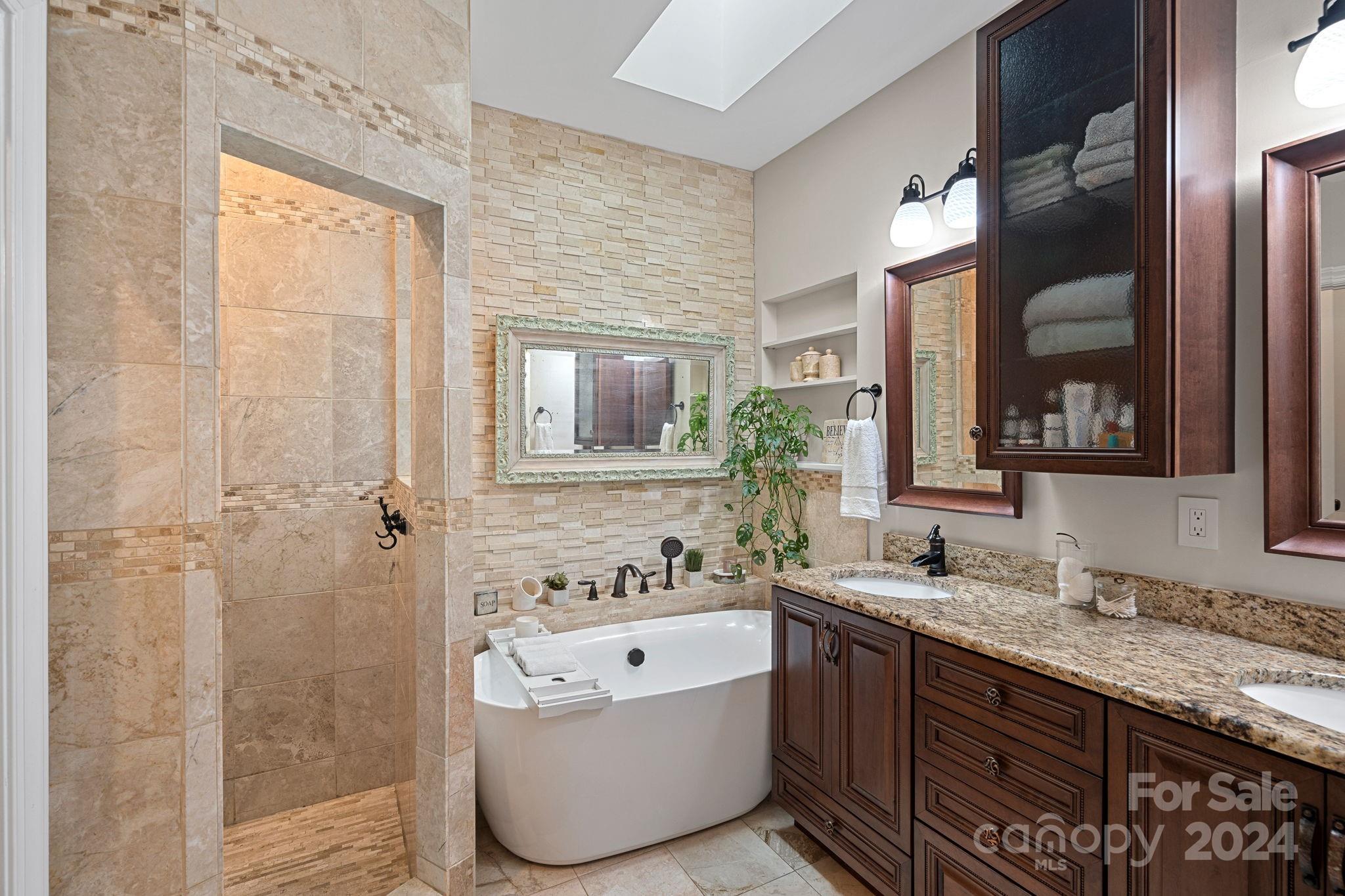 100 Norman Place - Residential