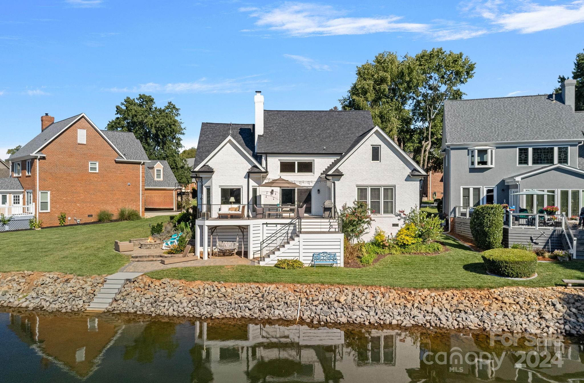 100 Norman Place - Residential