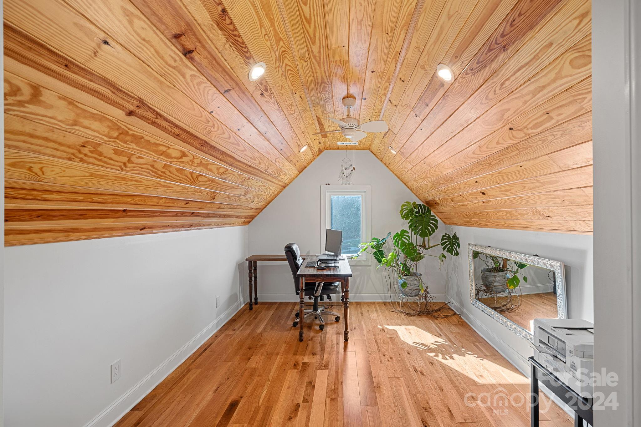 100 Norman Place - Residential