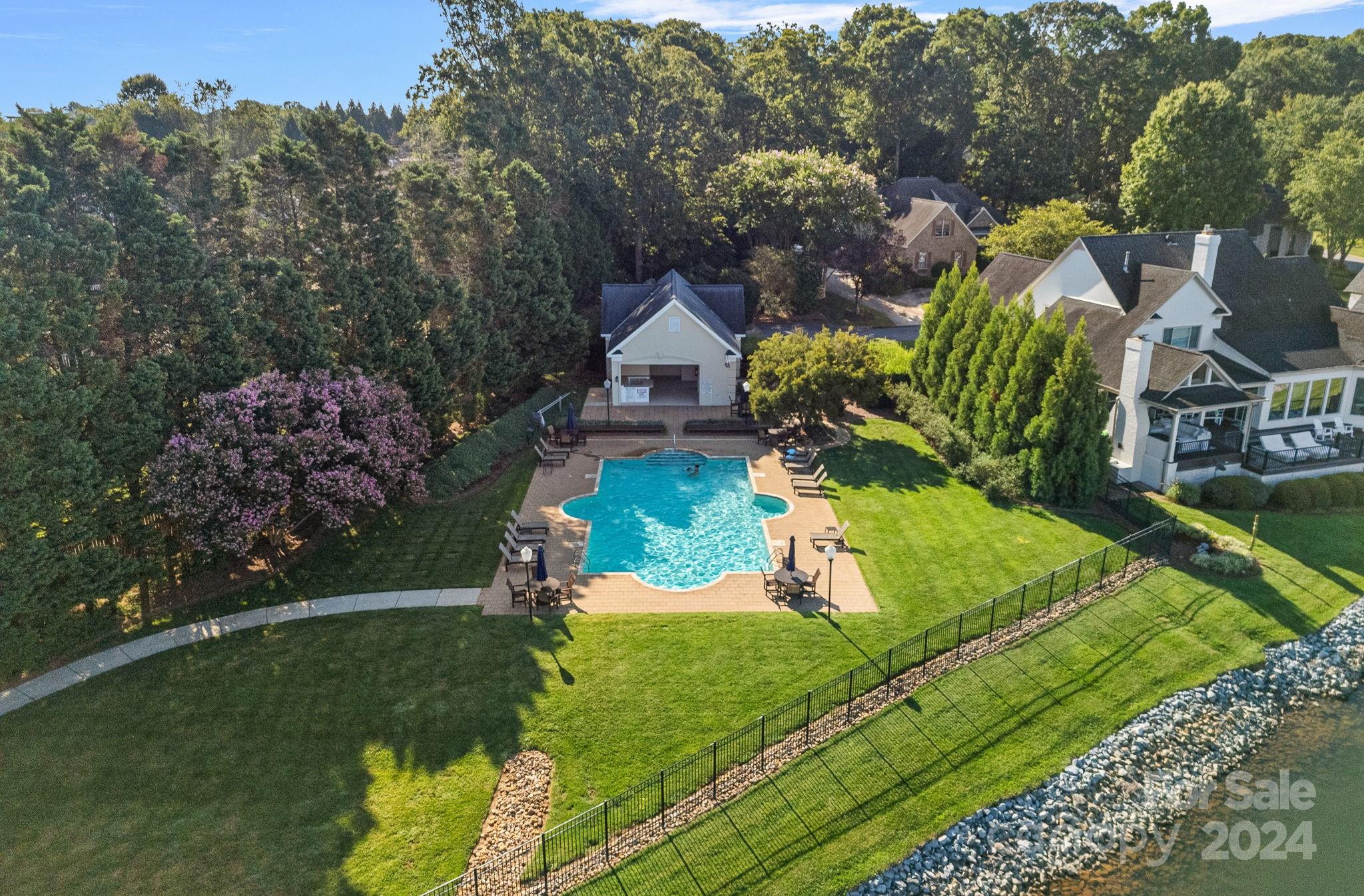 100 Norman Place - Residential