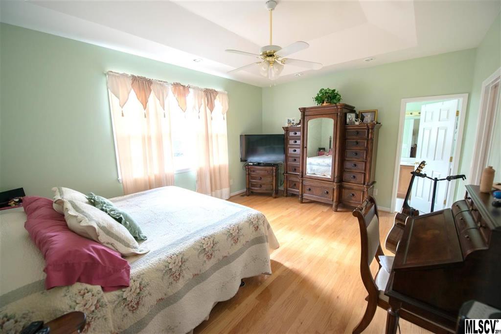 Winding Creek - Residential