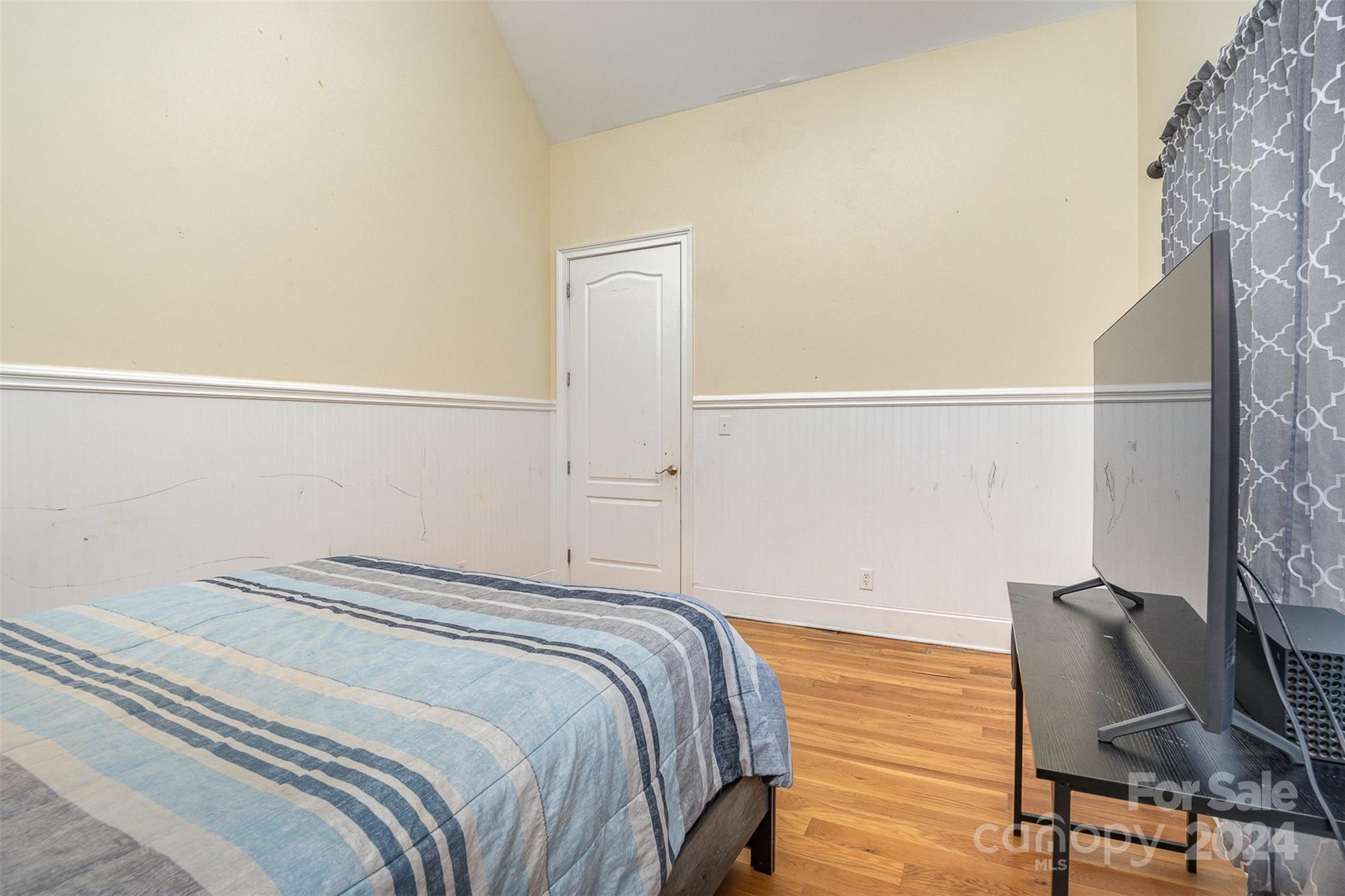 Hickory Hollow - Residential