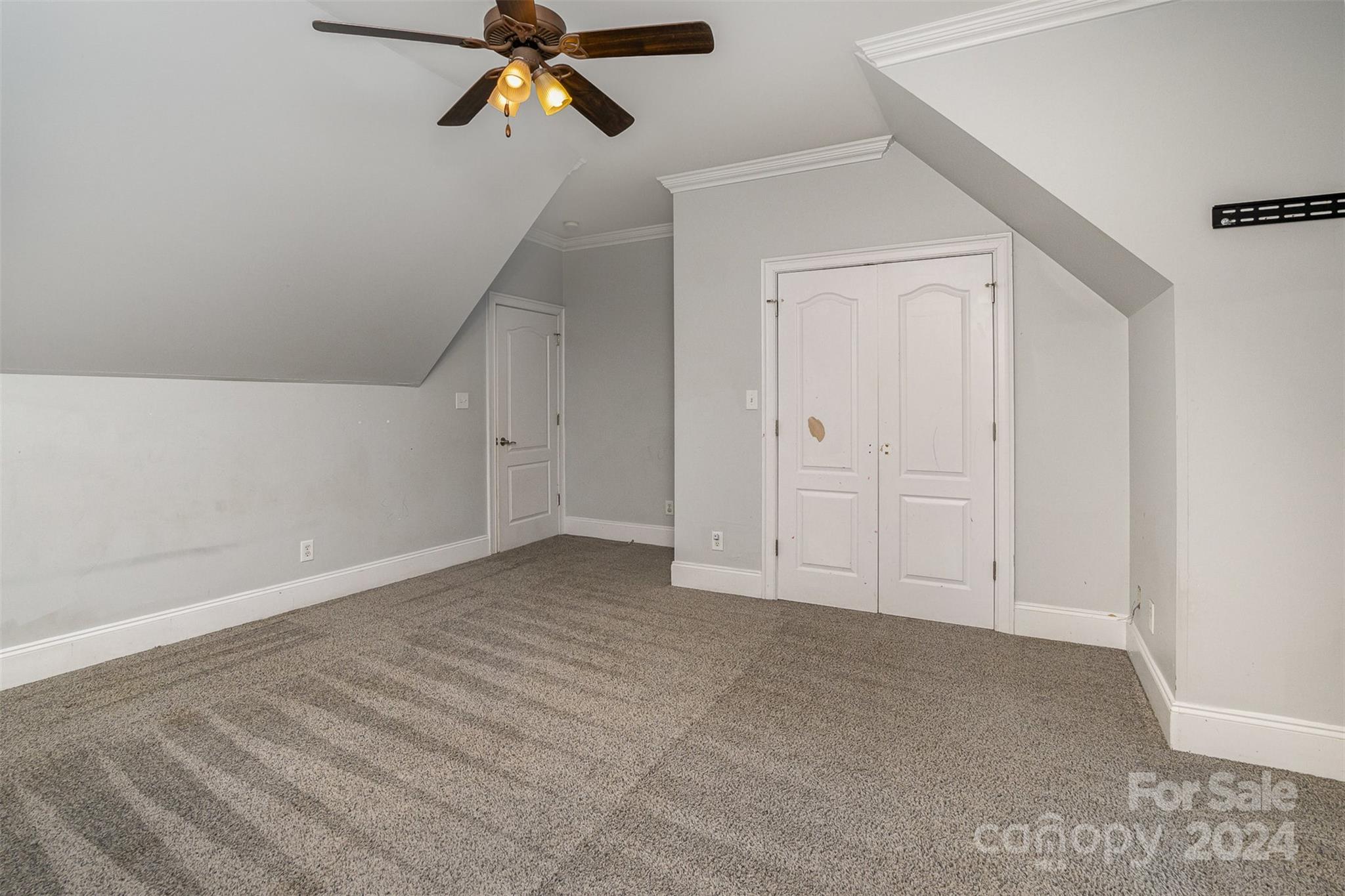 Hickory Hollow - Residential