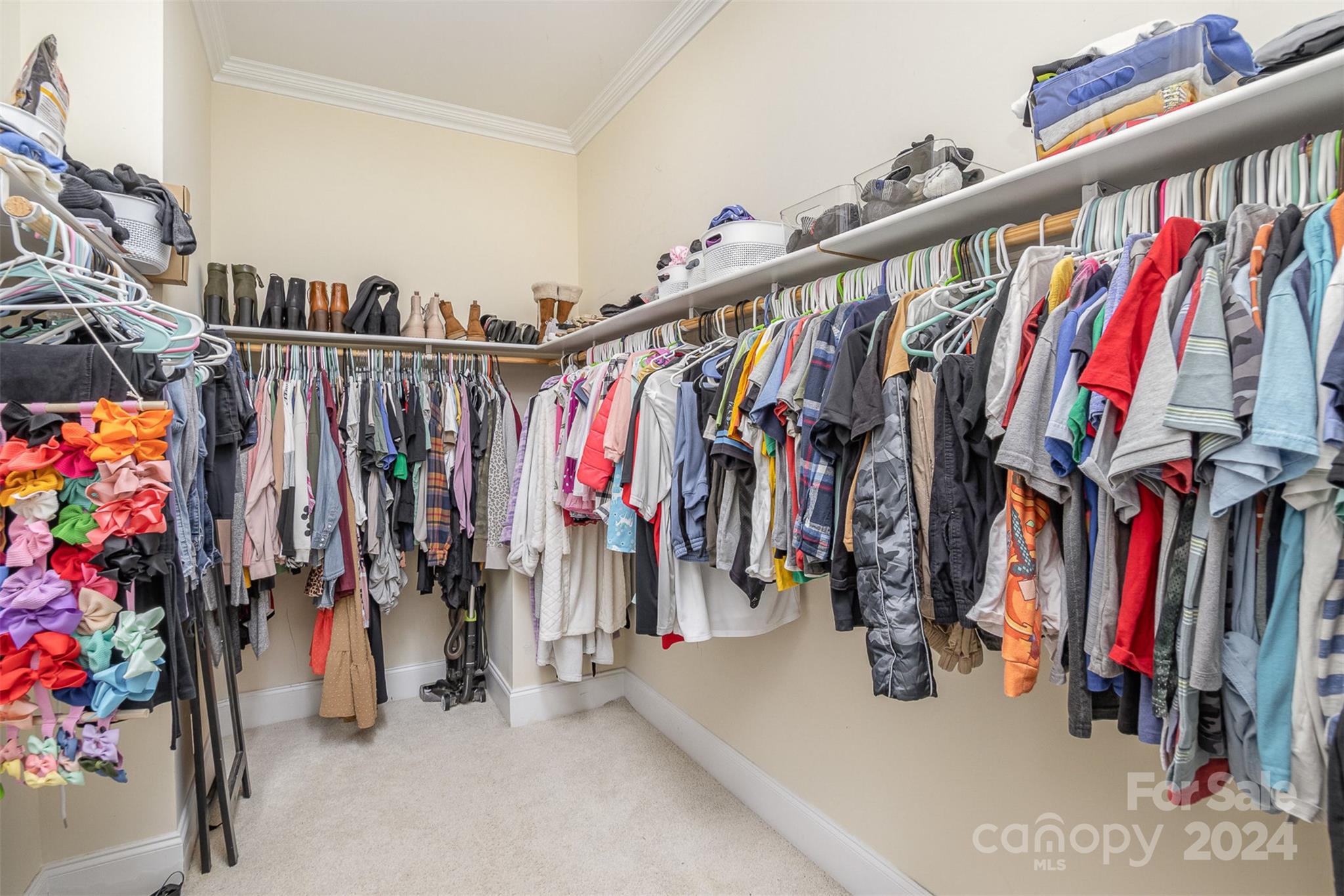 Hickory Hollow - Residential