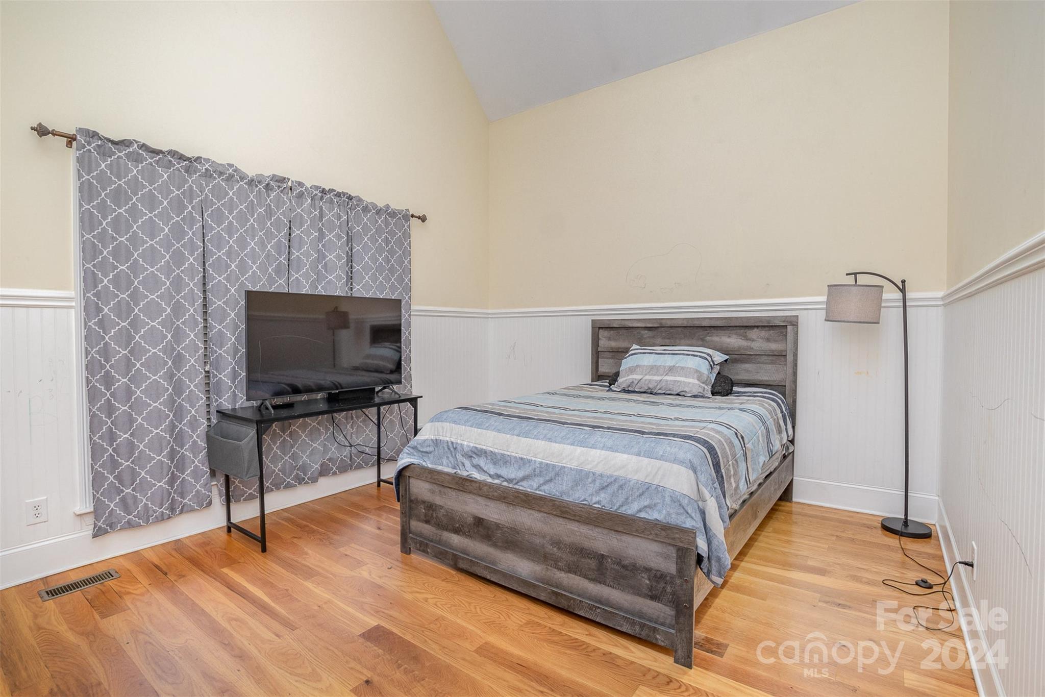 Hickory Hollow - Residential