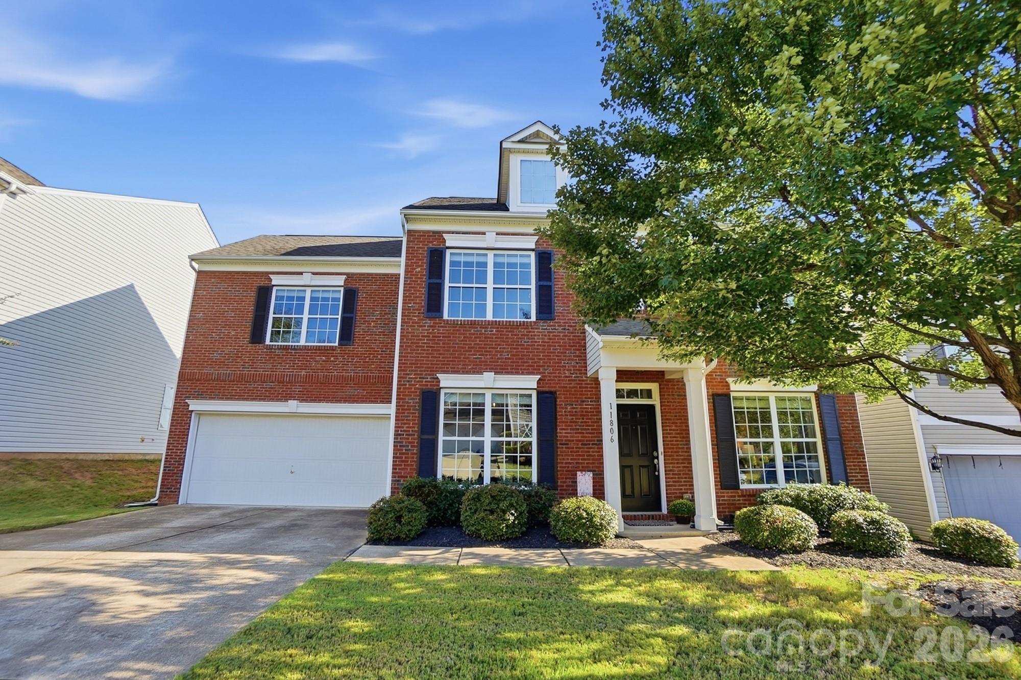 11806 Carolina Blossom Lane