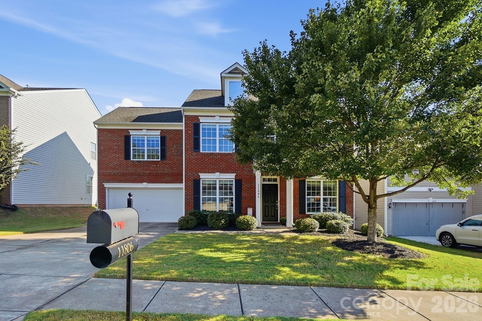11806 Carolina Blossom Lane