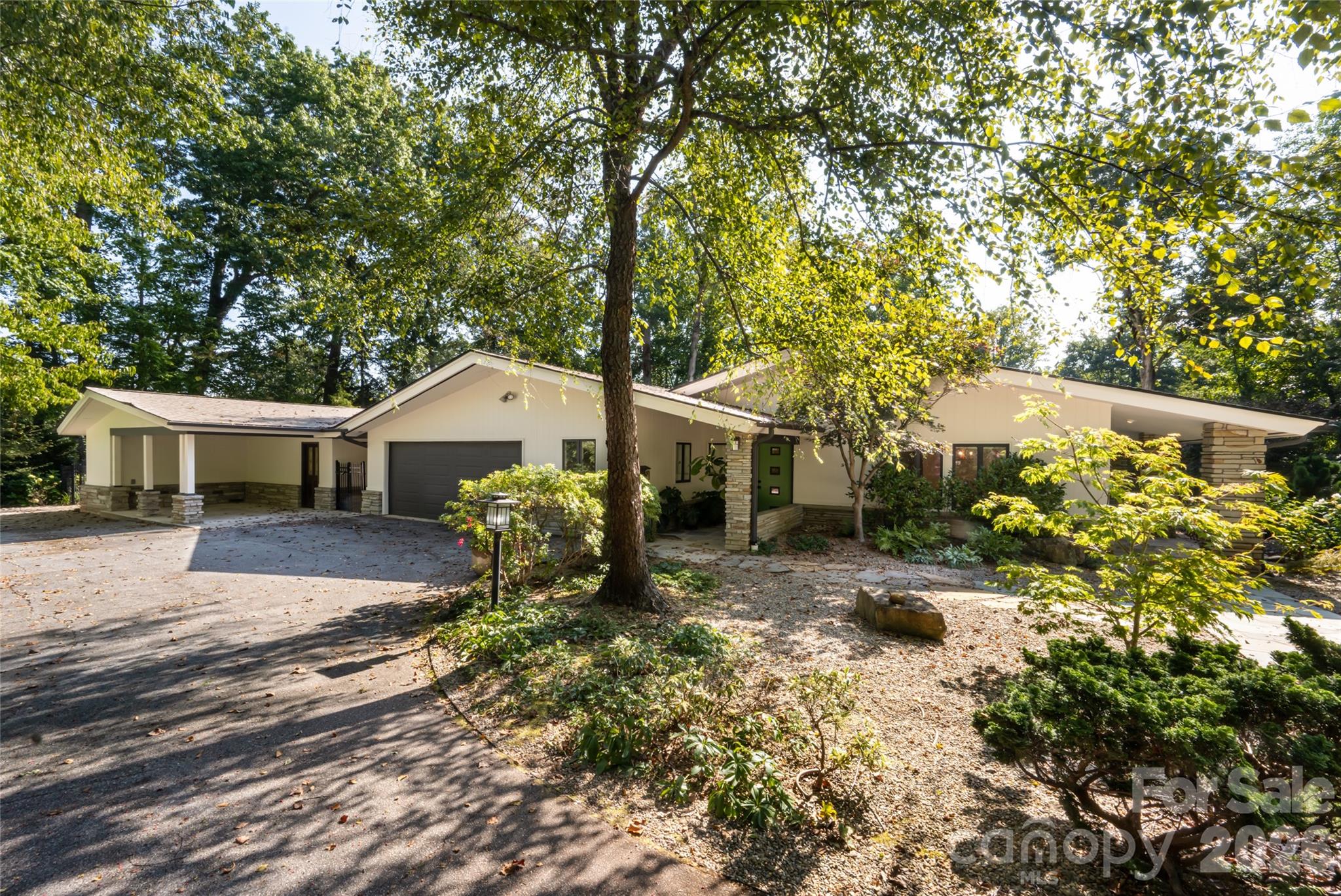6 Deerfield Road