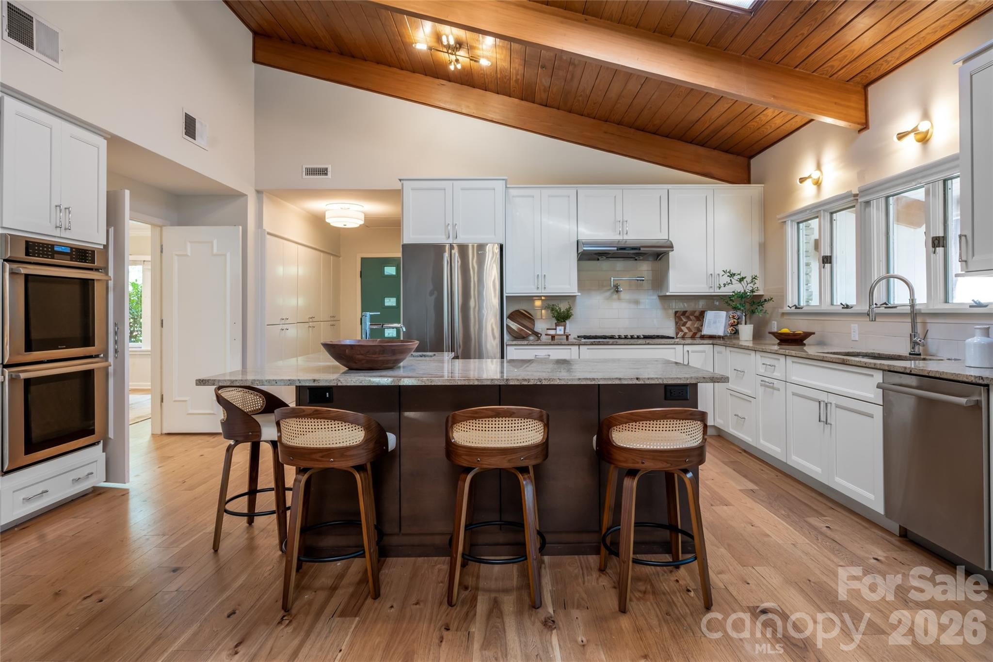 6 Deerfield Road