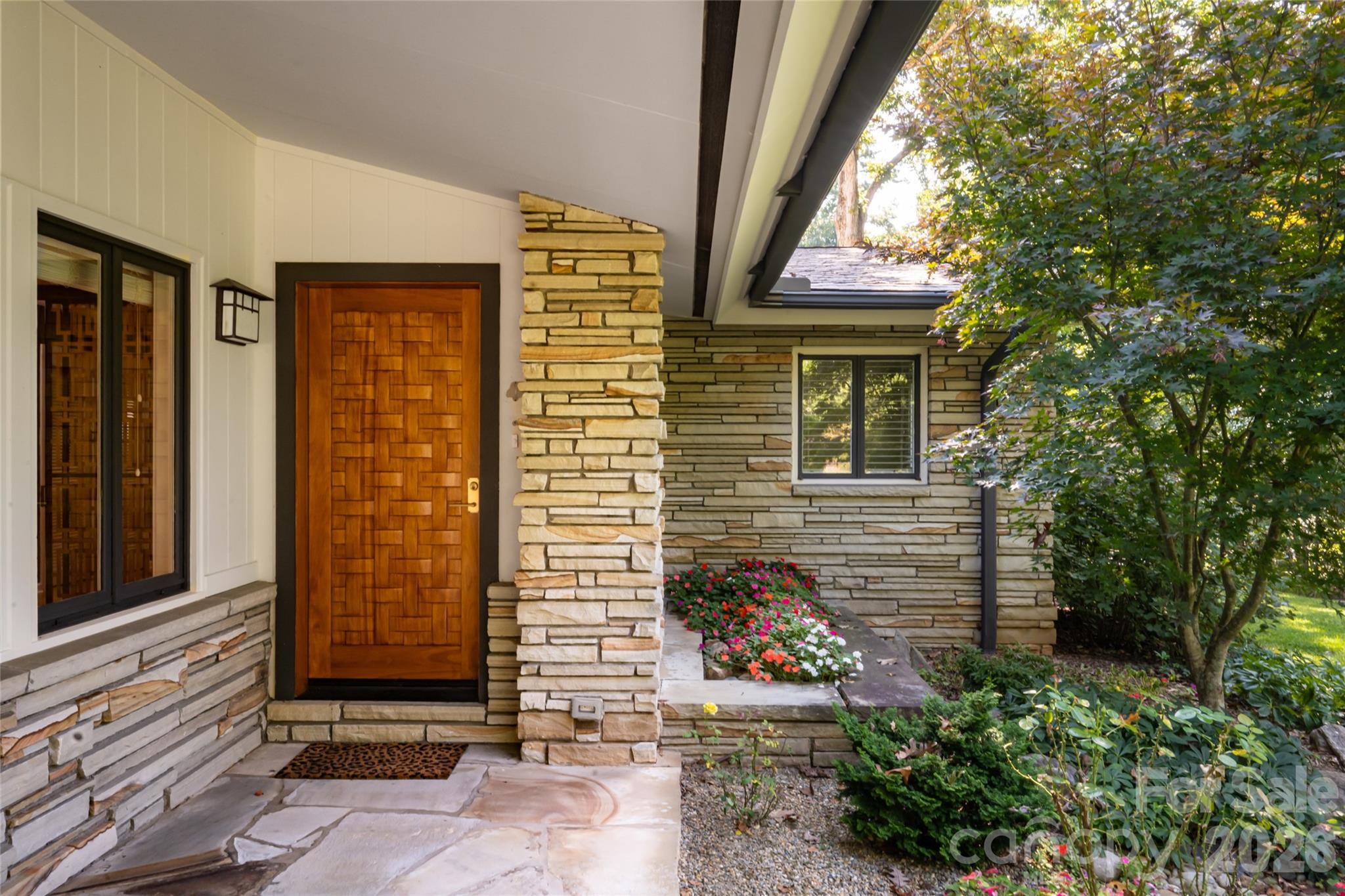 6 Deerfield Road