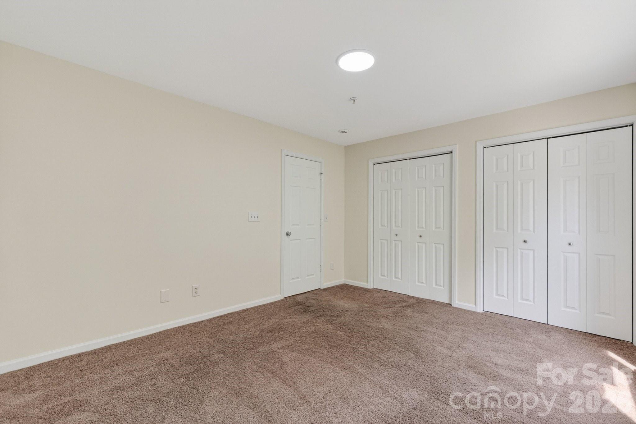 Renaissance Townhome Lofts Condo - Residential