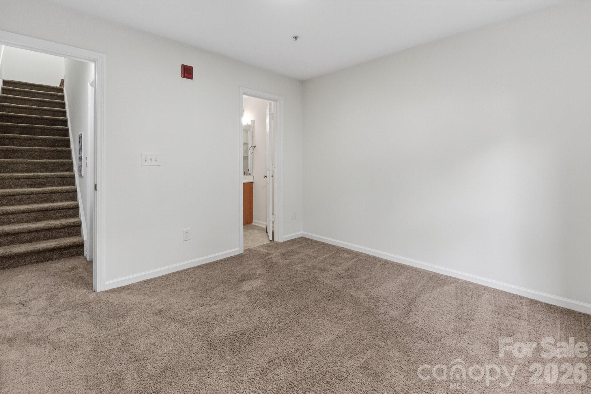 Renaissance Townhome Lofts Condo - Residential
