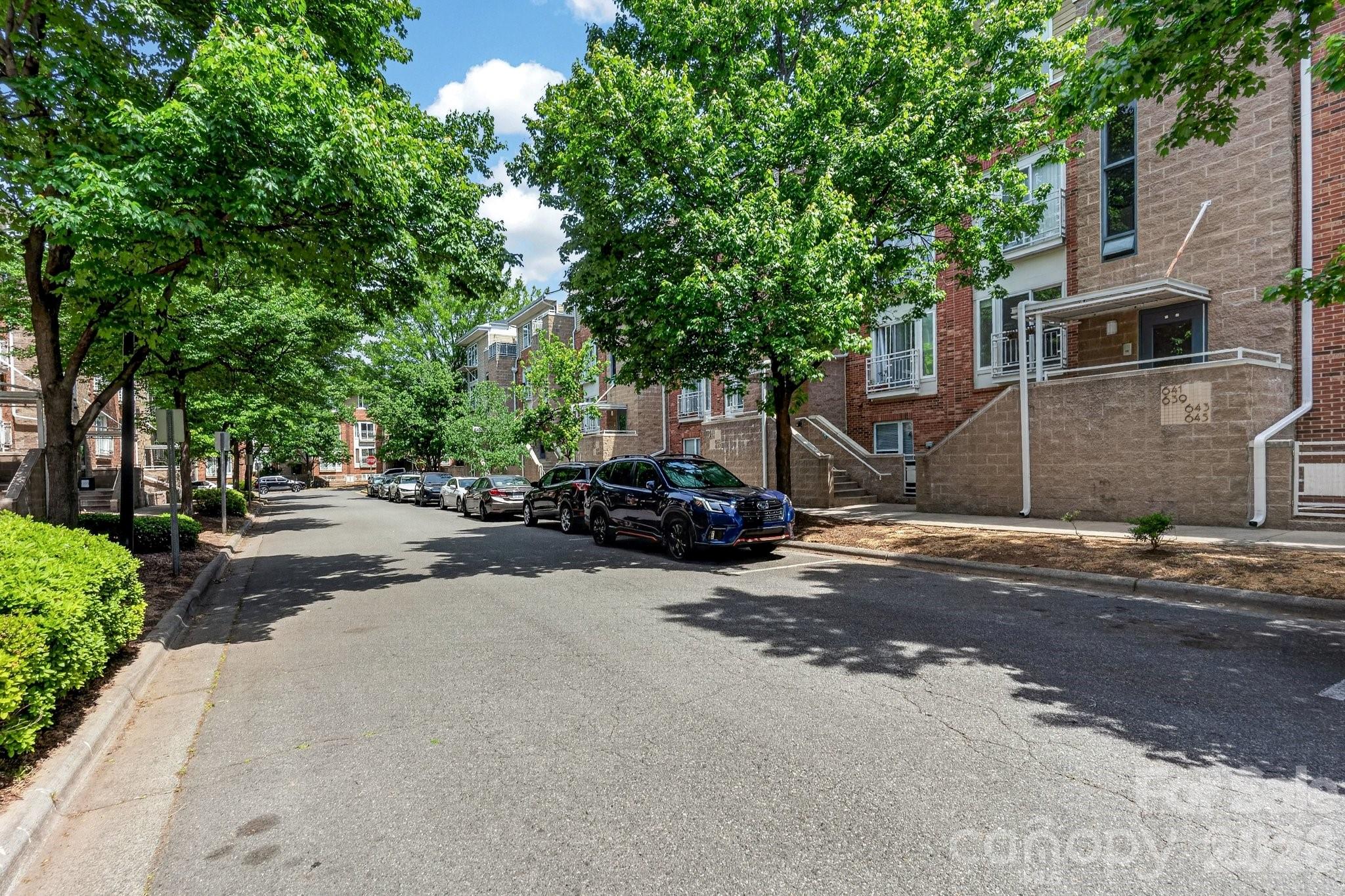Renaissance Townhome Lofts Condo - Residential