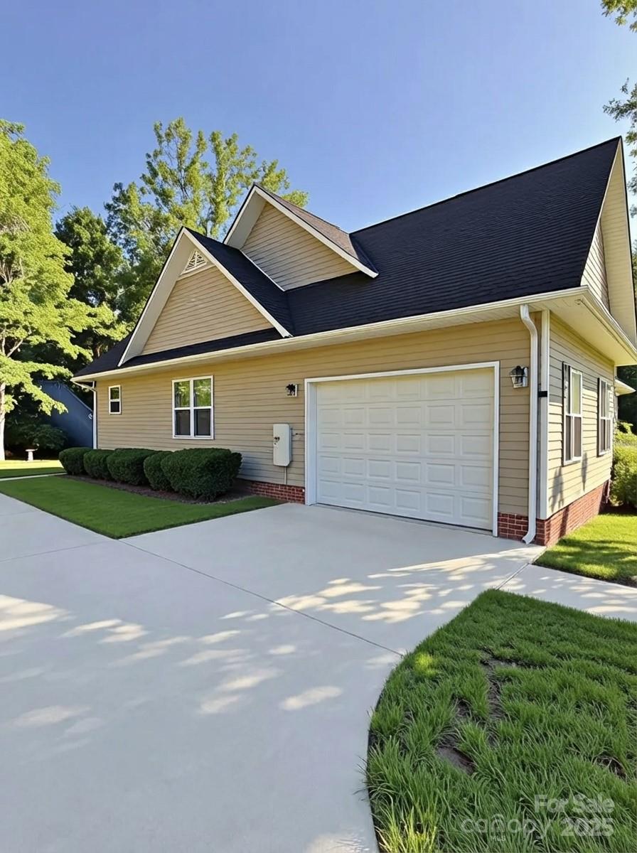 5368 Flat Creek Road