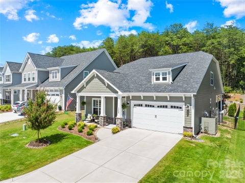 Photo of 1368 Cedardale Lane, Denver, NC 28037 (MLS # 4391395)