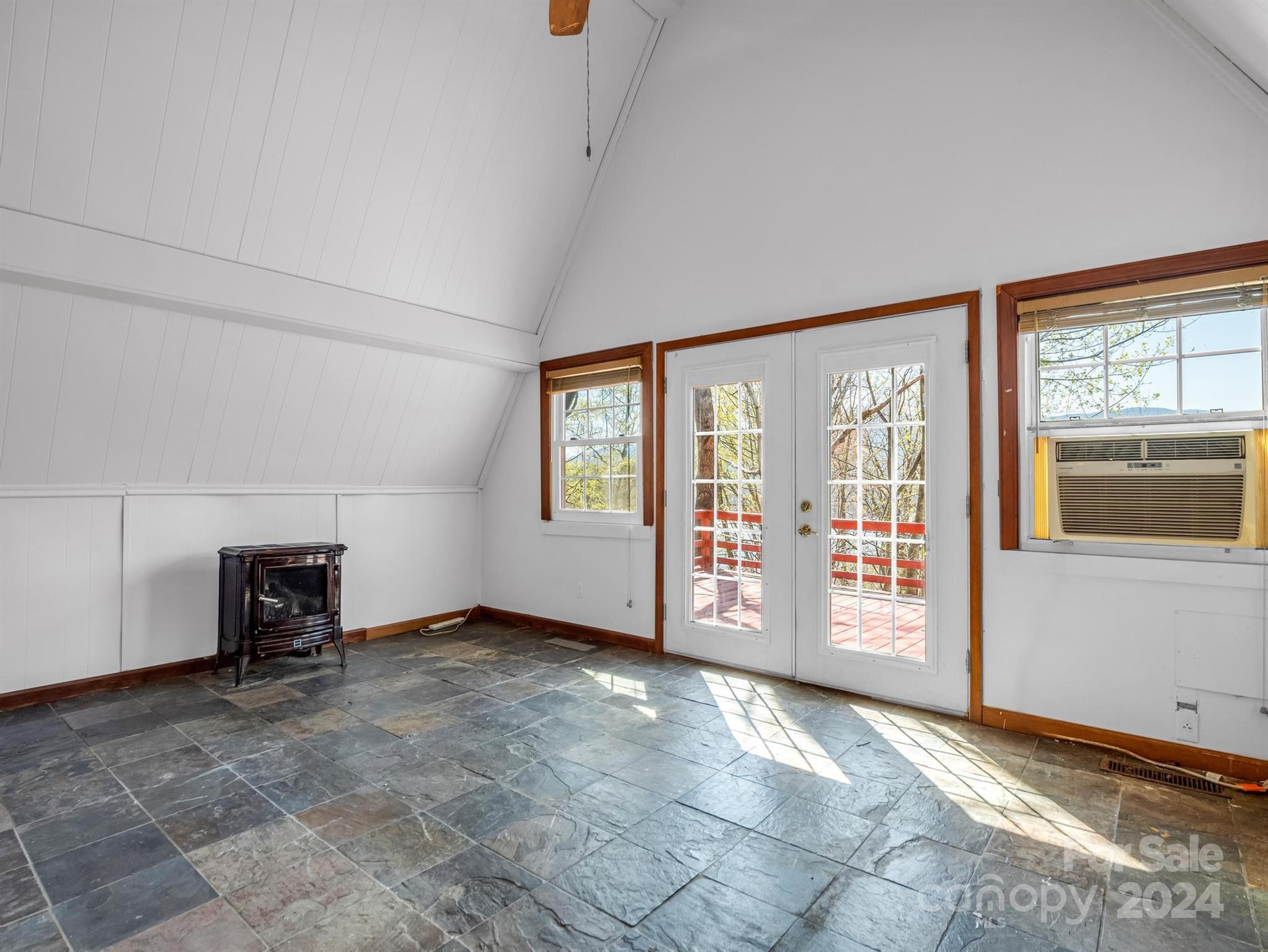 Riverbend at Lake Lure - Residential