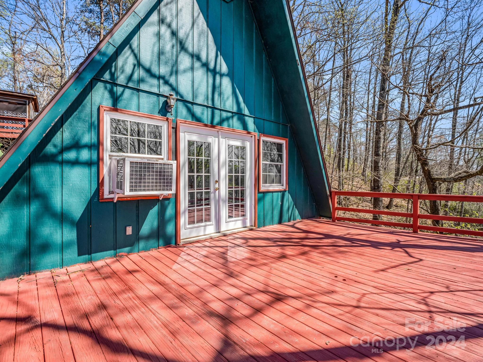 Riverbend at Lake Lure - Residential