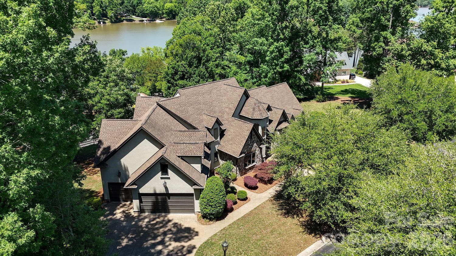 River Lakes - Residential