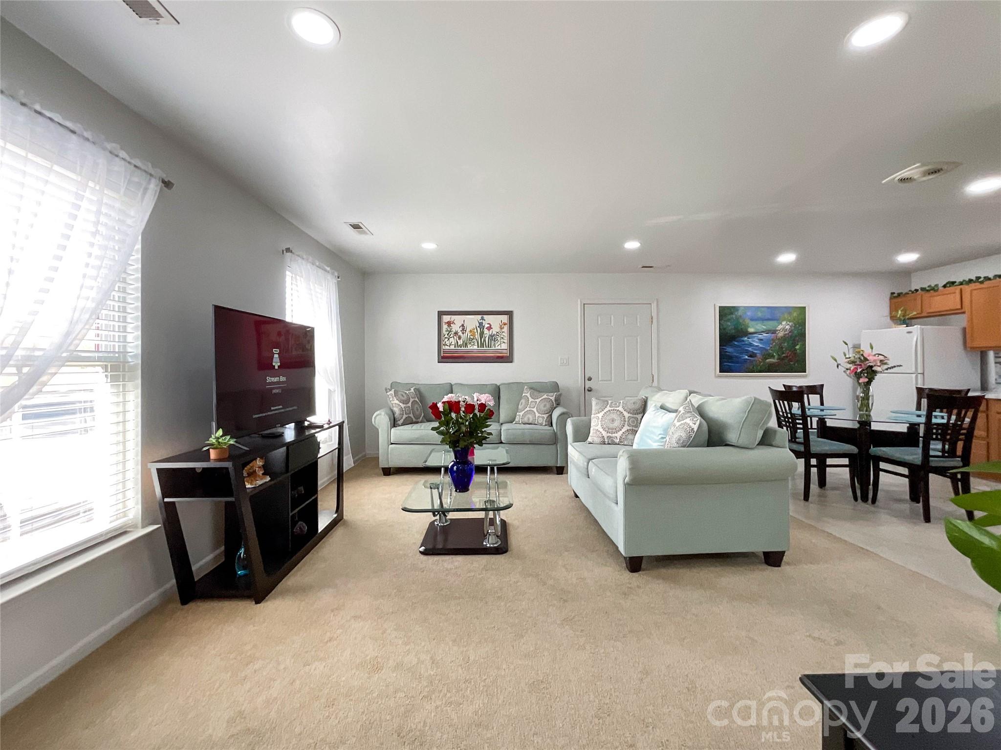 1812 Icemorlee Street