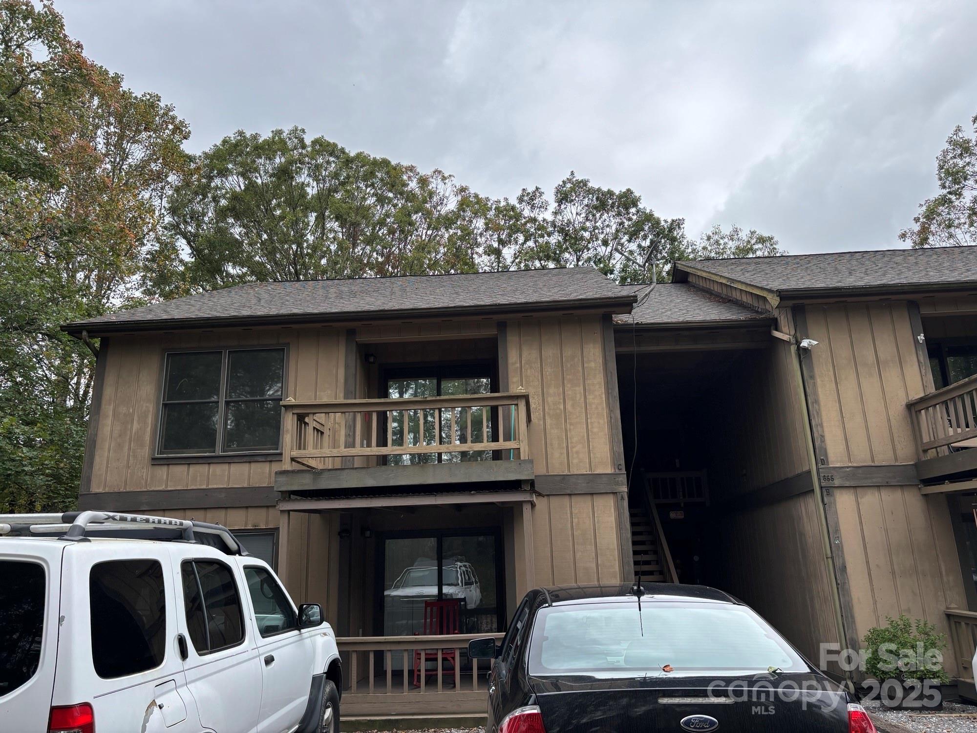 Eagles Nest - Residential