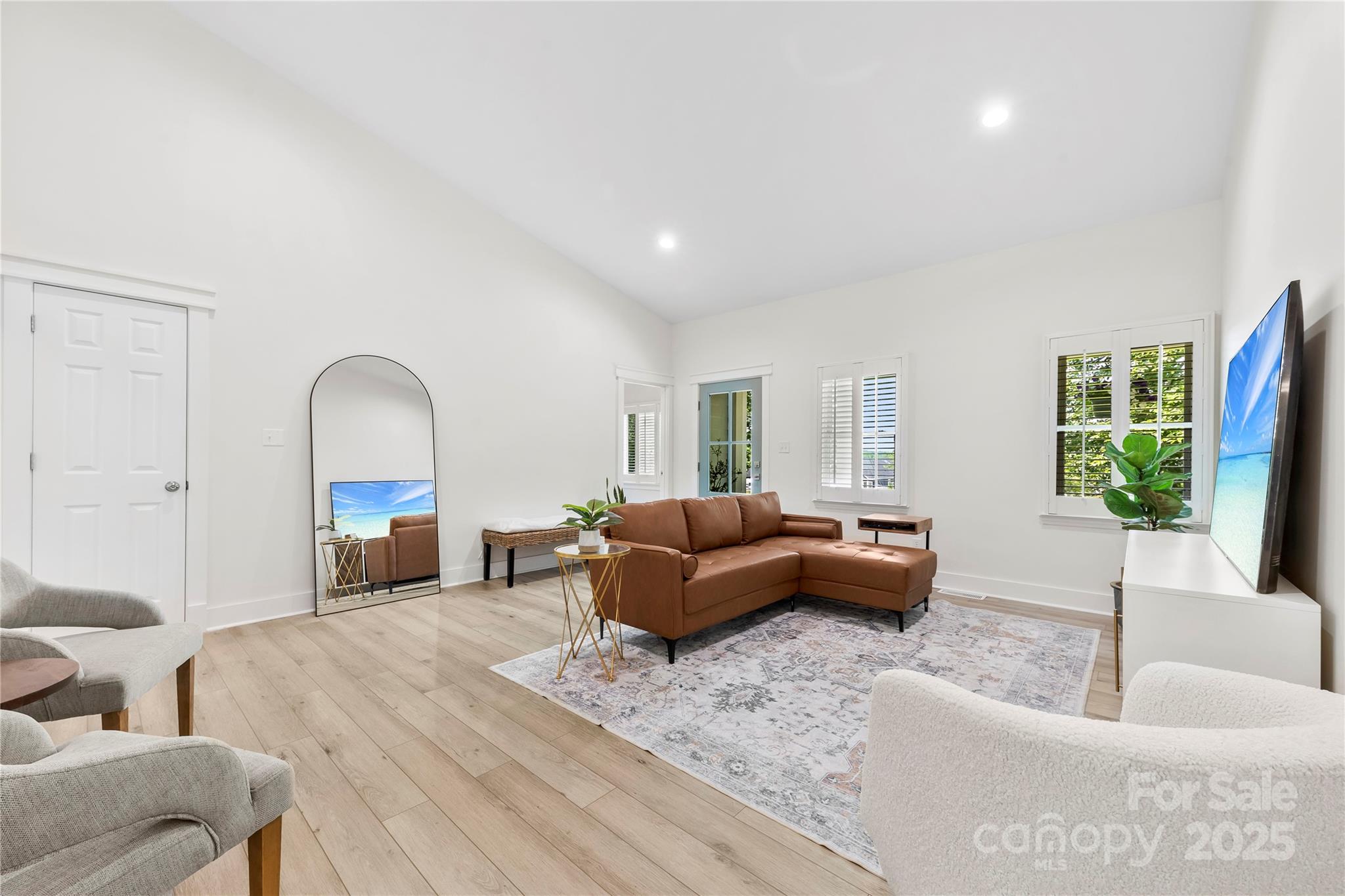 8438 Henry Harris Road