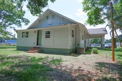 A home in Forest City