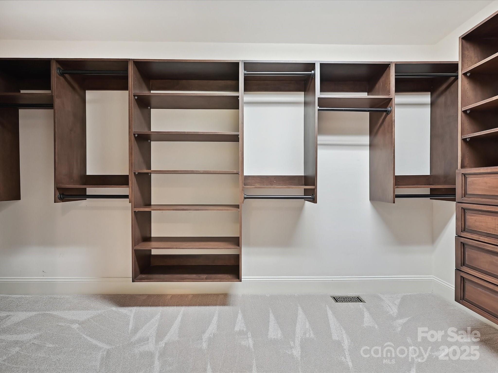 Aero Plantation - Residential