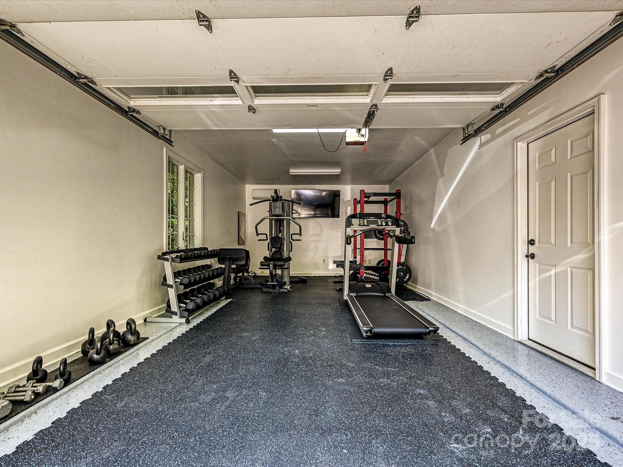 Aero Plantation - Residential